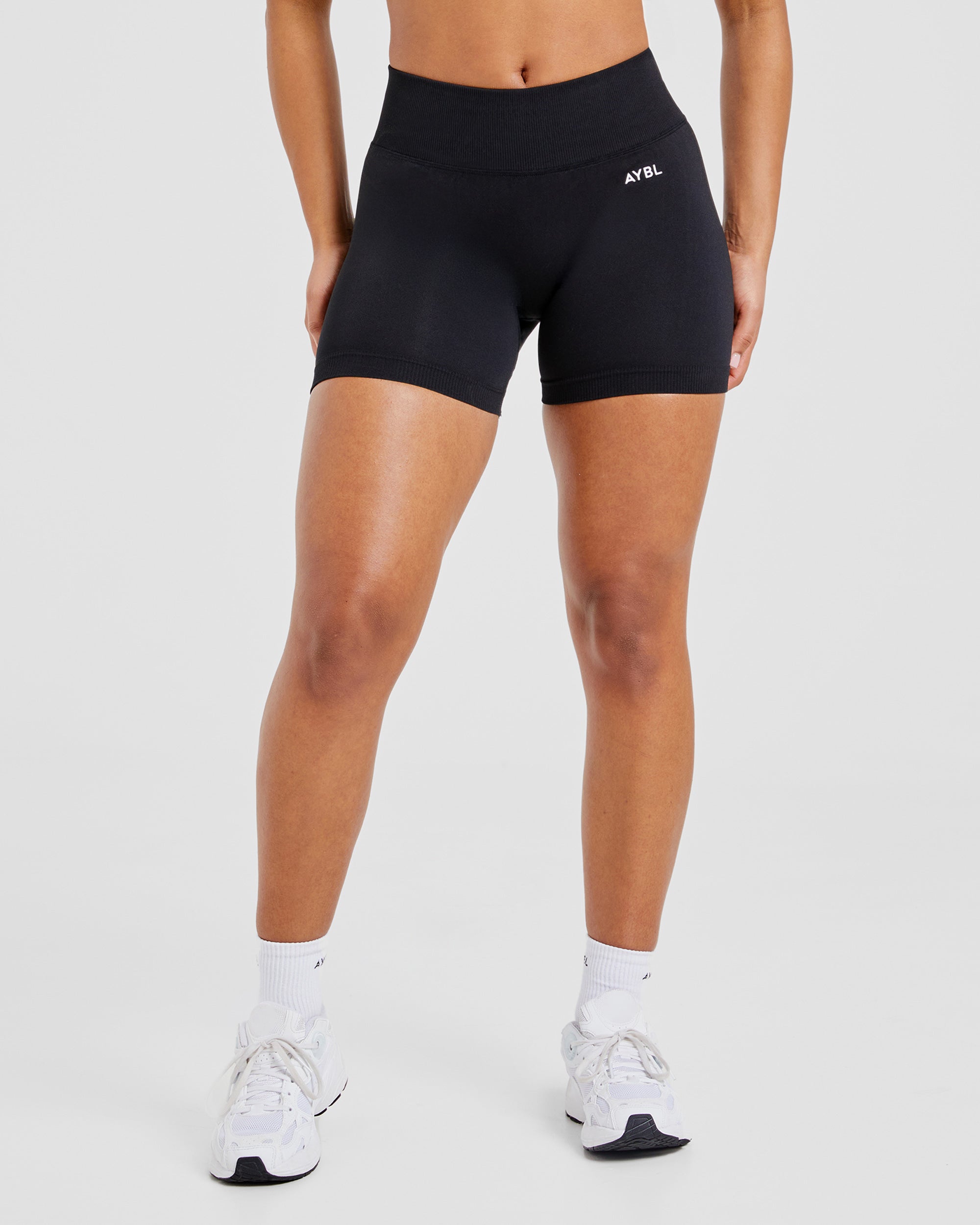 Adapt Seamless Shorts - Schwarz