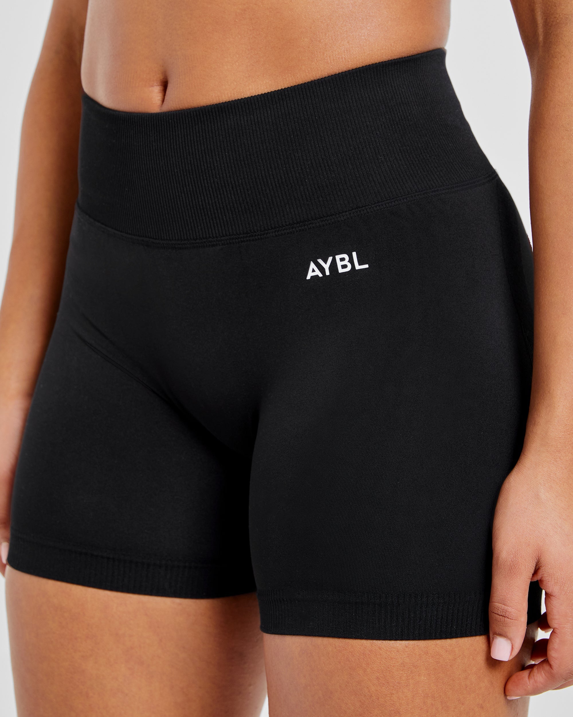 Adapt Seamless Shorts - Schwarz