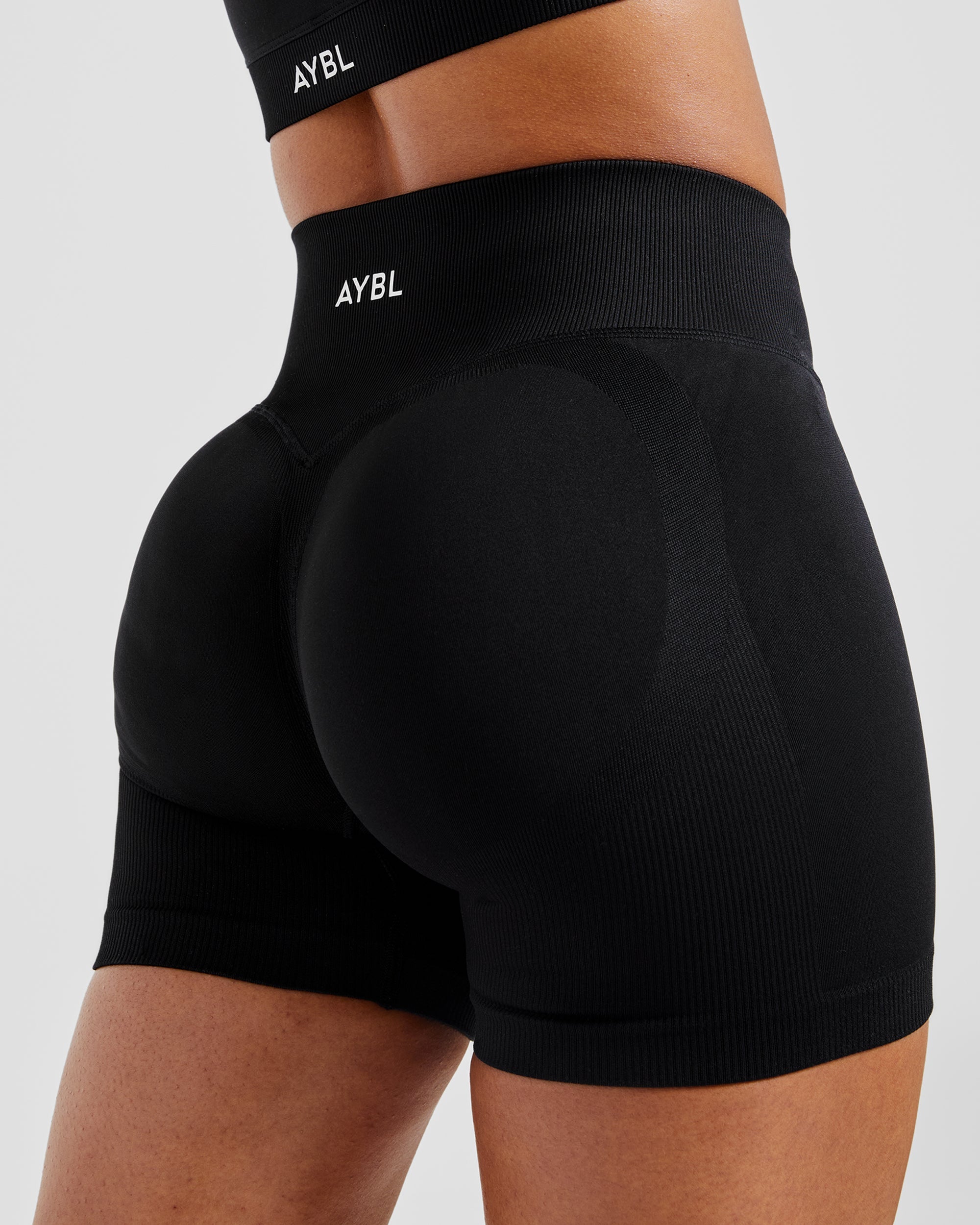 Adapt Seamless Shorts - Schwarz