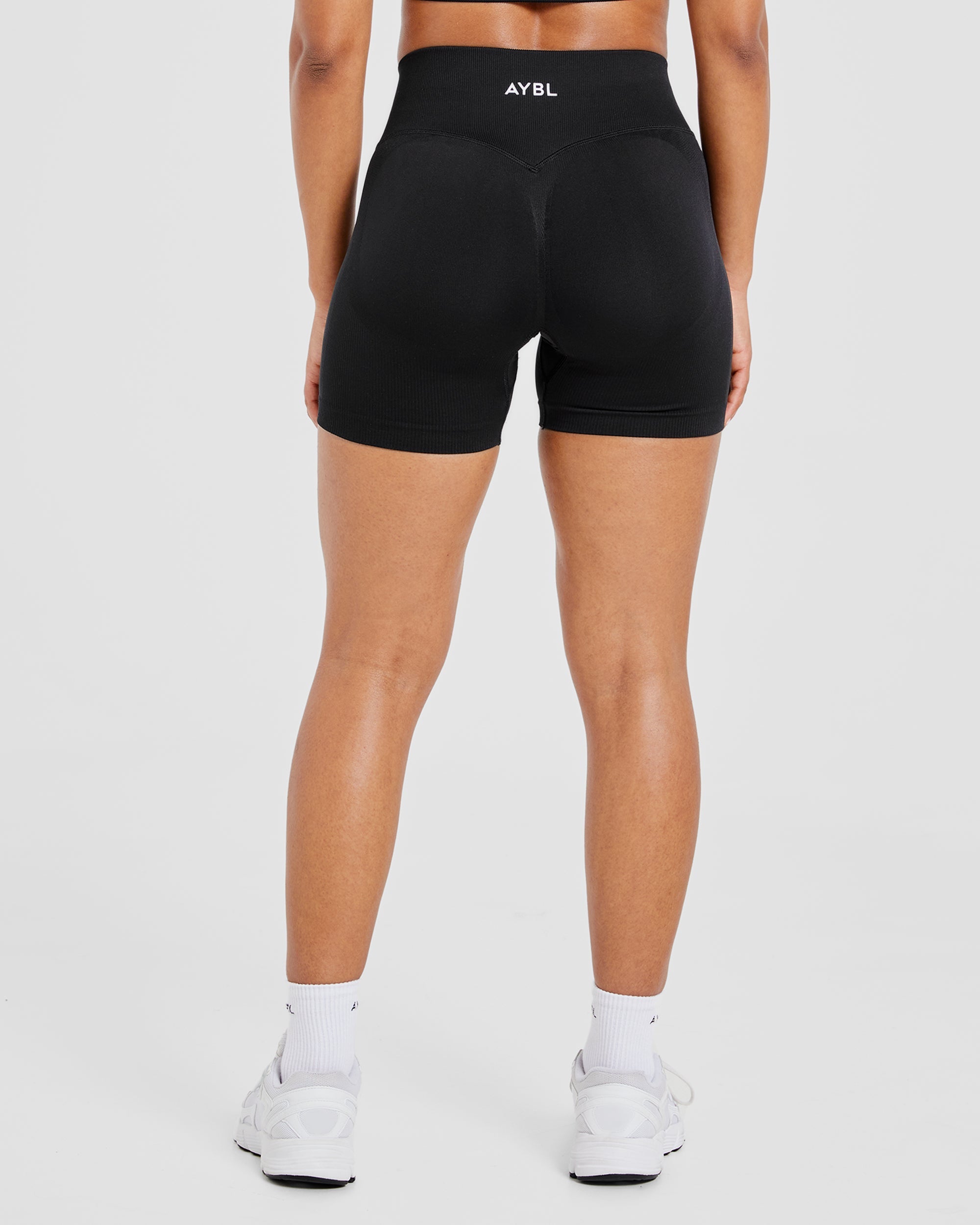 Adapt Seamless Shorts - Schwarz