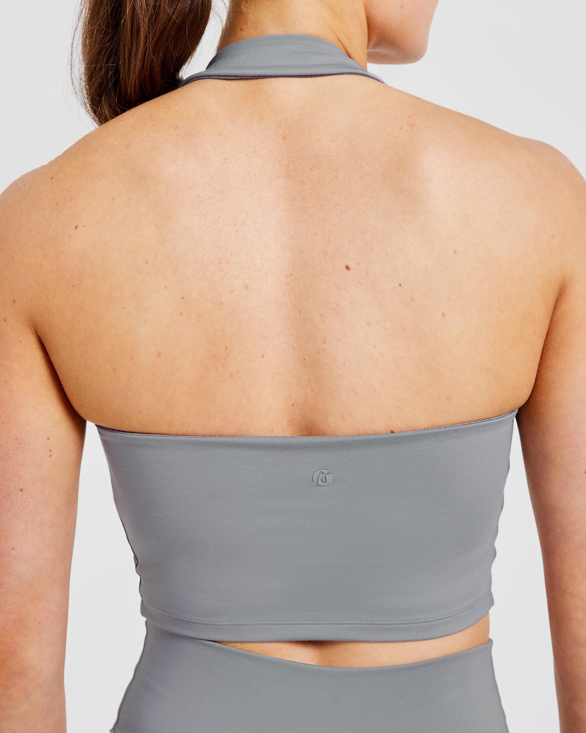 Staple Halterneck Crop Top -  Grau