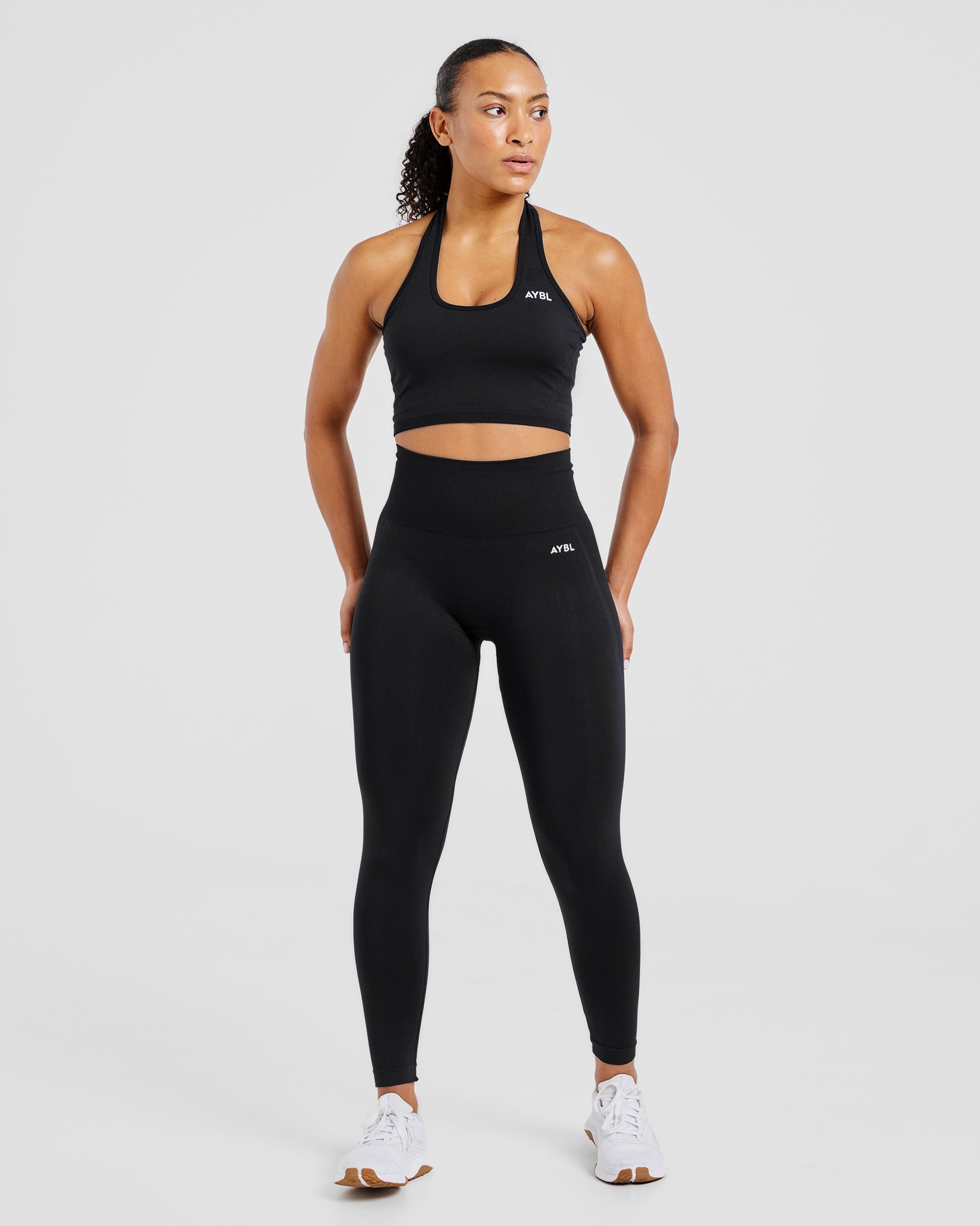 Empower Seamless Halterneck Crop Top - Schwarz