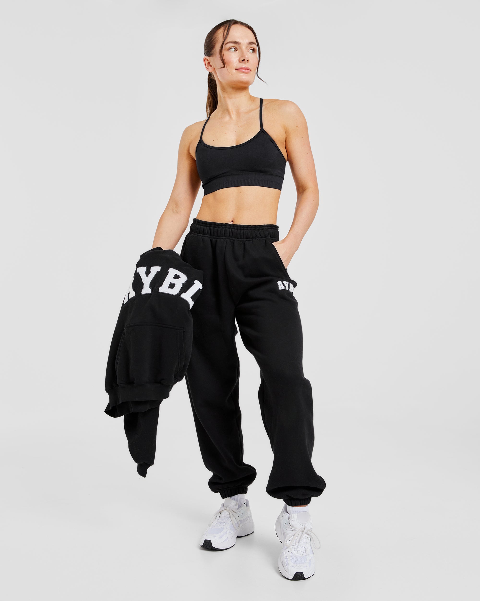 Varsity Oversized Joggers - Schwarz