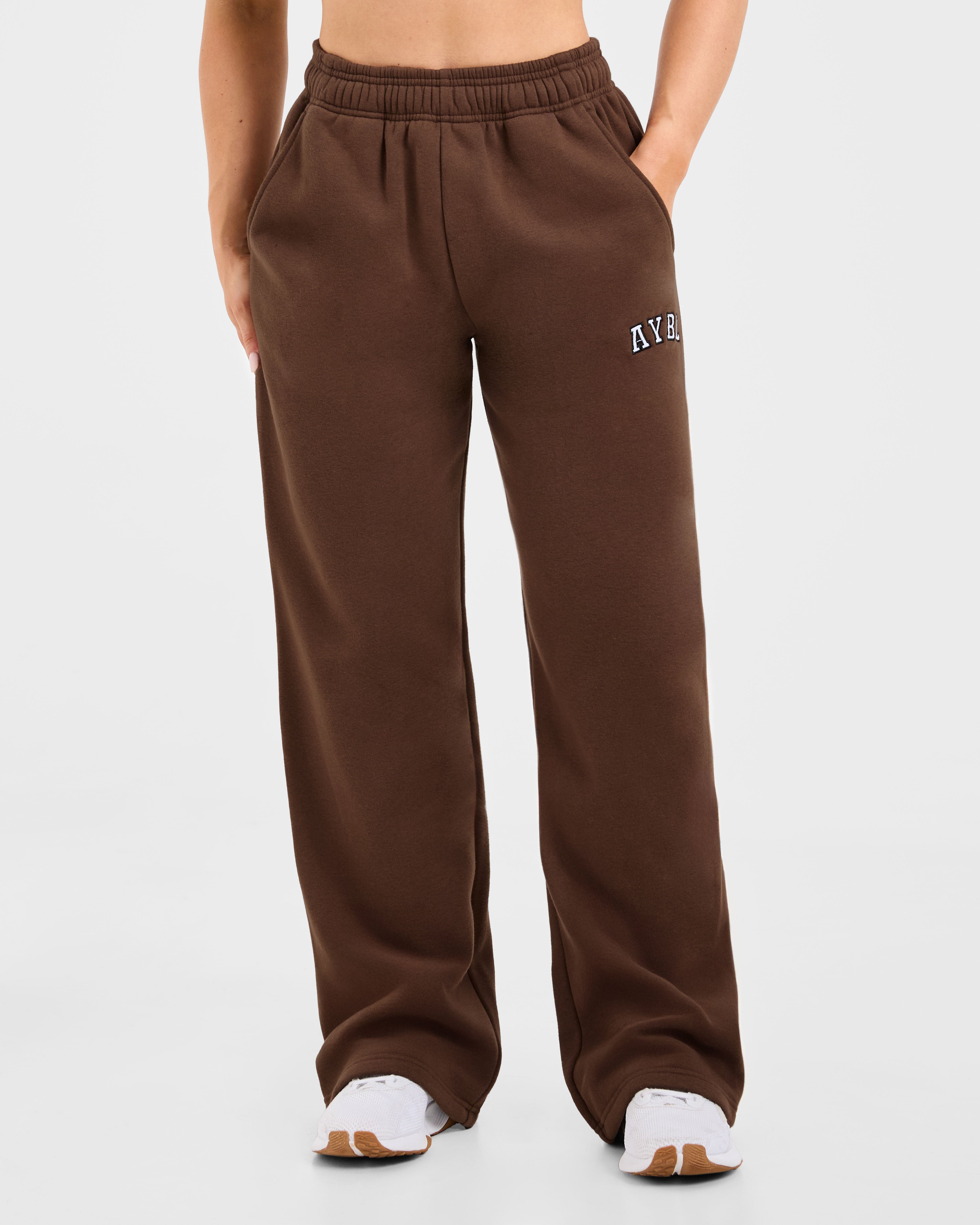 Varsity 2.0 Oversized Straight Leg Joggers - Braun