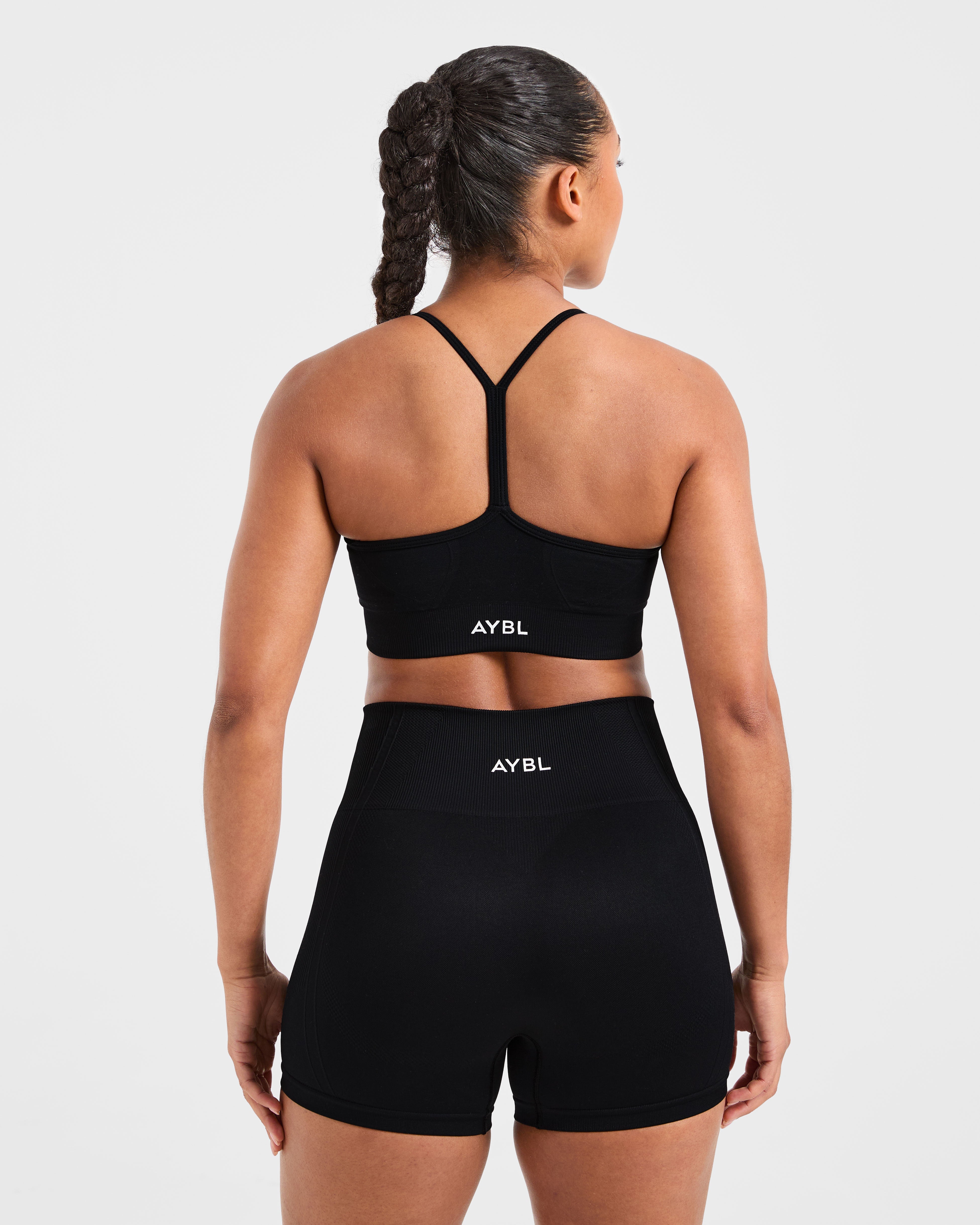 Empower Seamless Sports Bra - Schwarz