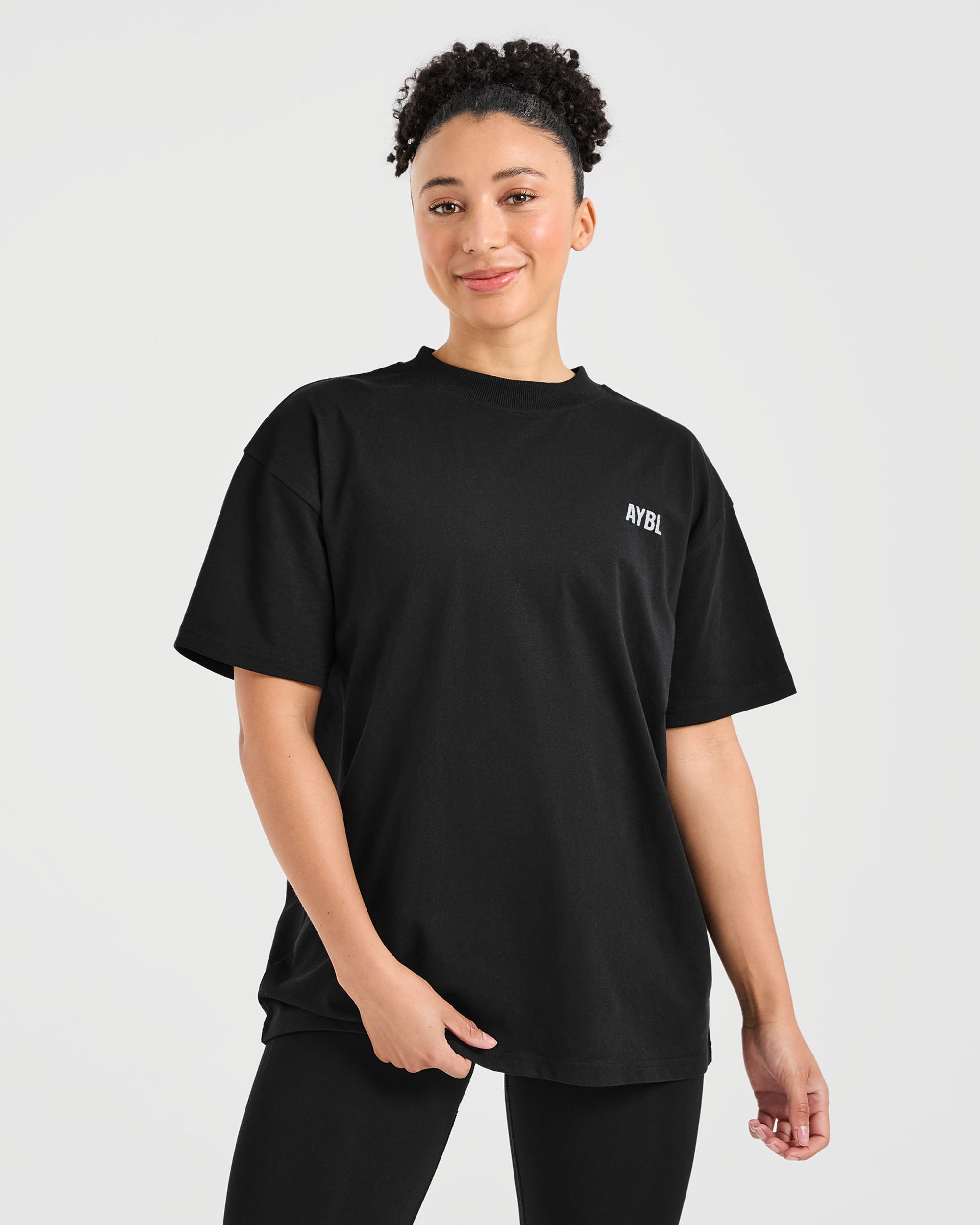 Show Up Oversized T Shirt - Schwarz