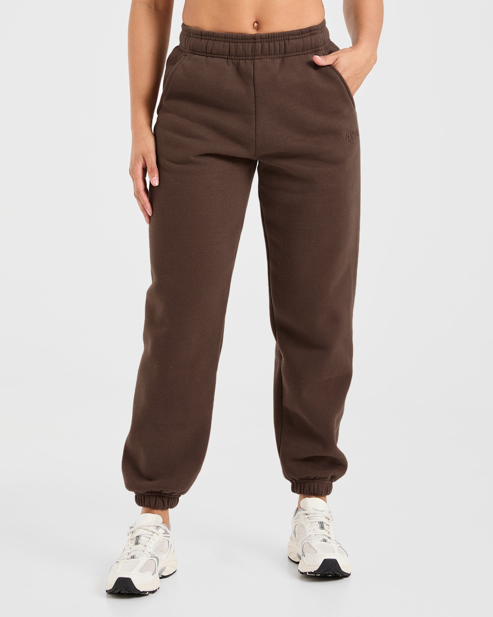 Classic Plush Oversized Joggers - Braun