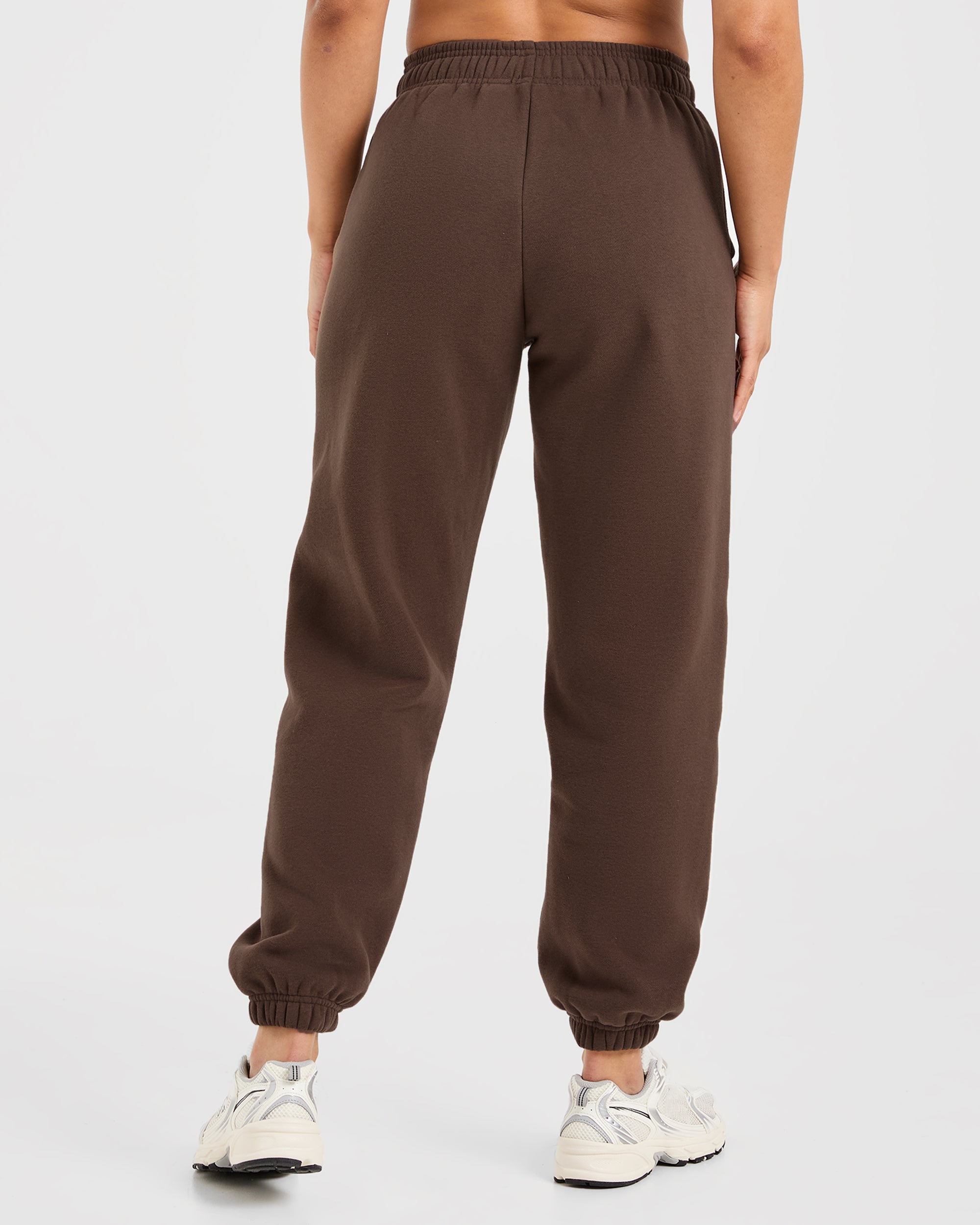 Classic Plush Oversized Joggers - Braun