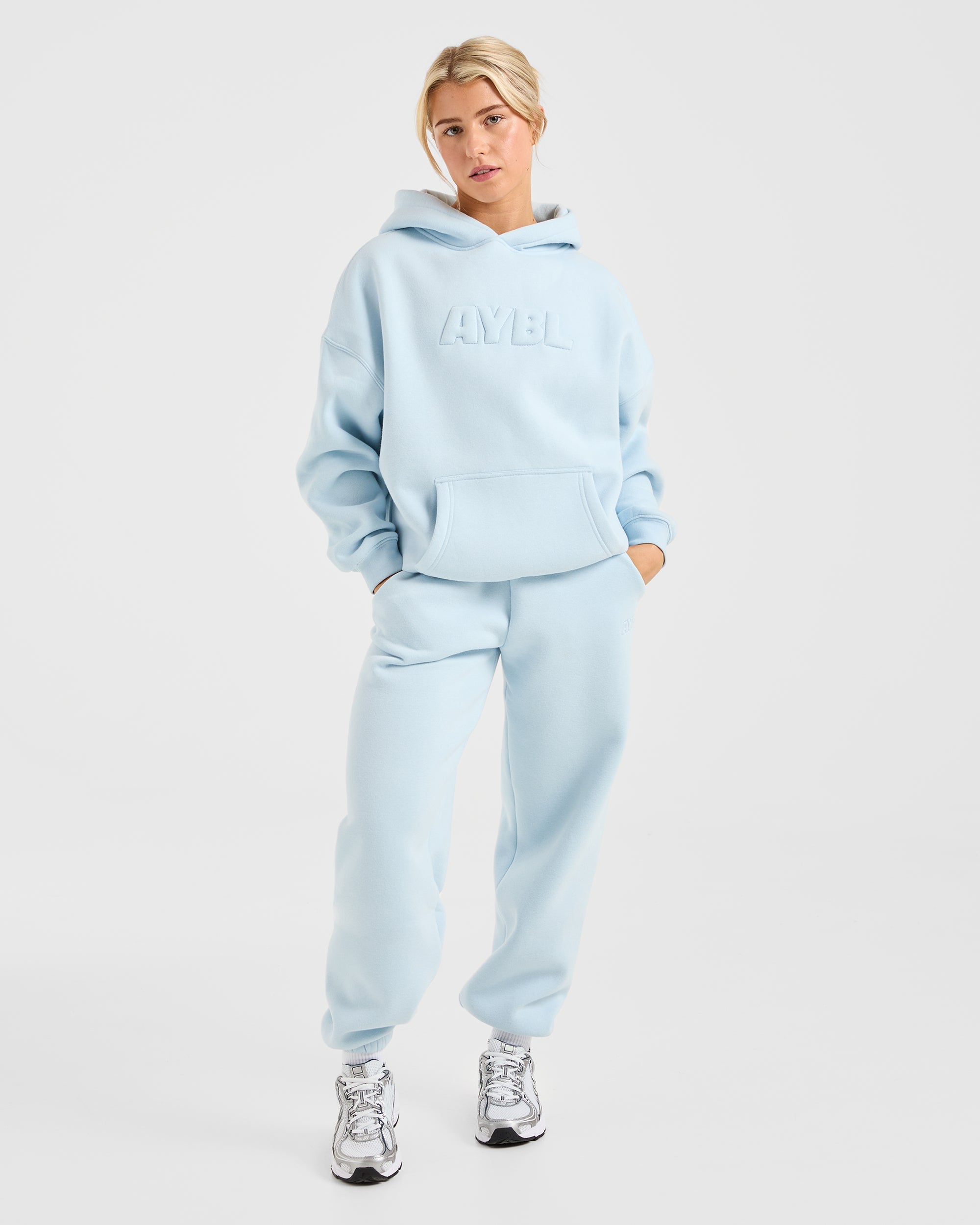 Classic Plush Oversized Joggers - Pastel Blau