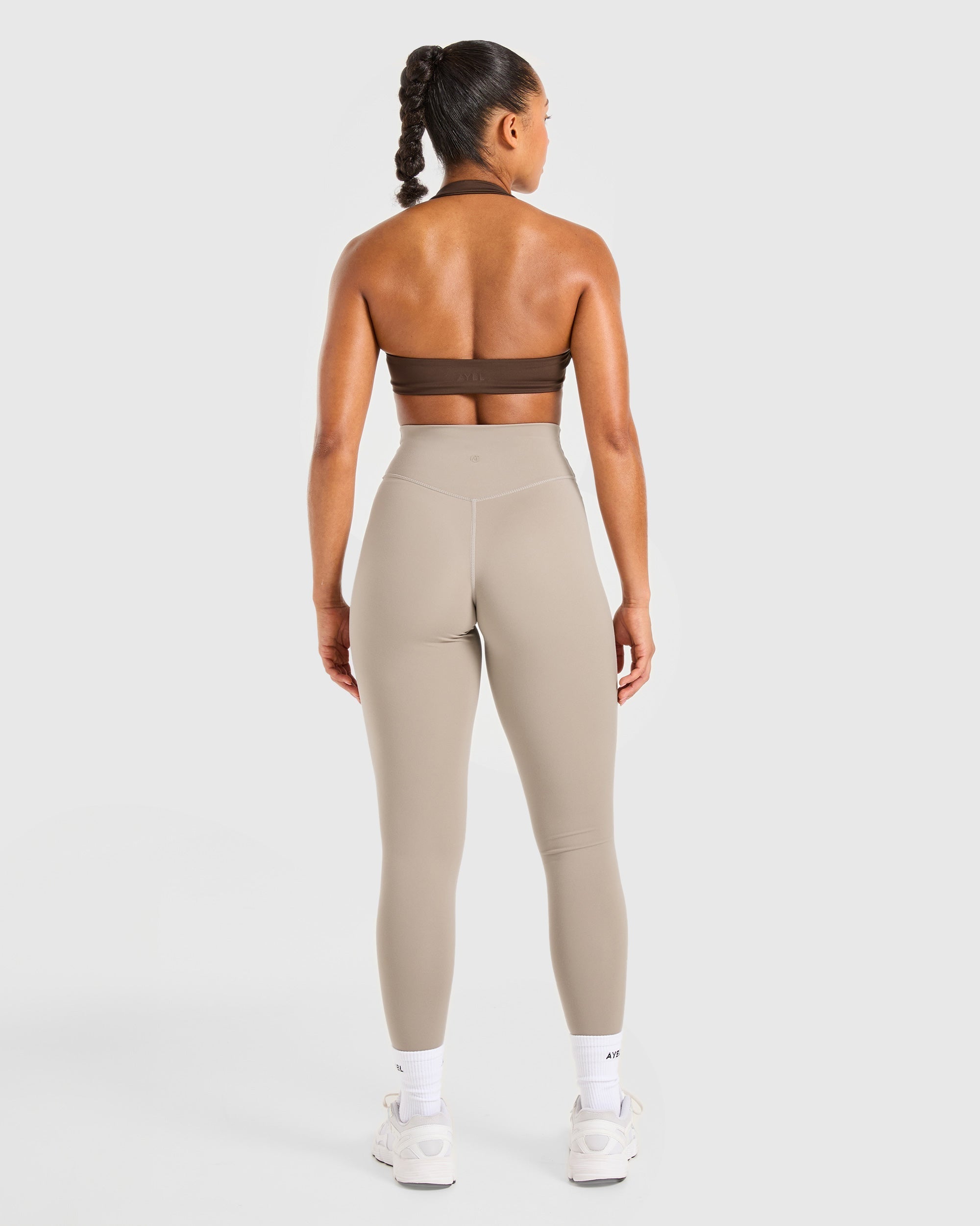 Essential Halterneck Sports Bra - Deep Cocoa Braun