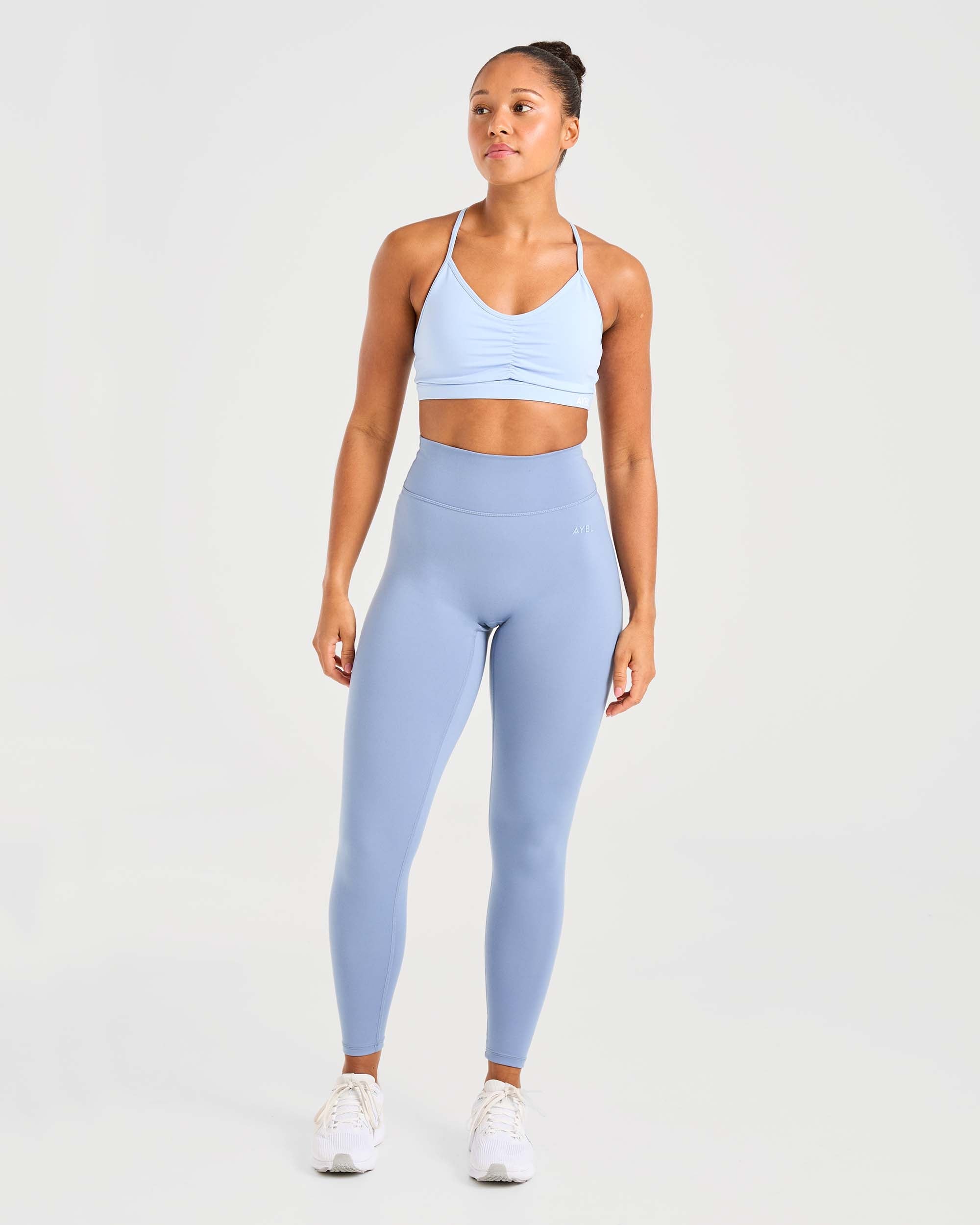 Essential Ruched Sports Bra - Powder Blau