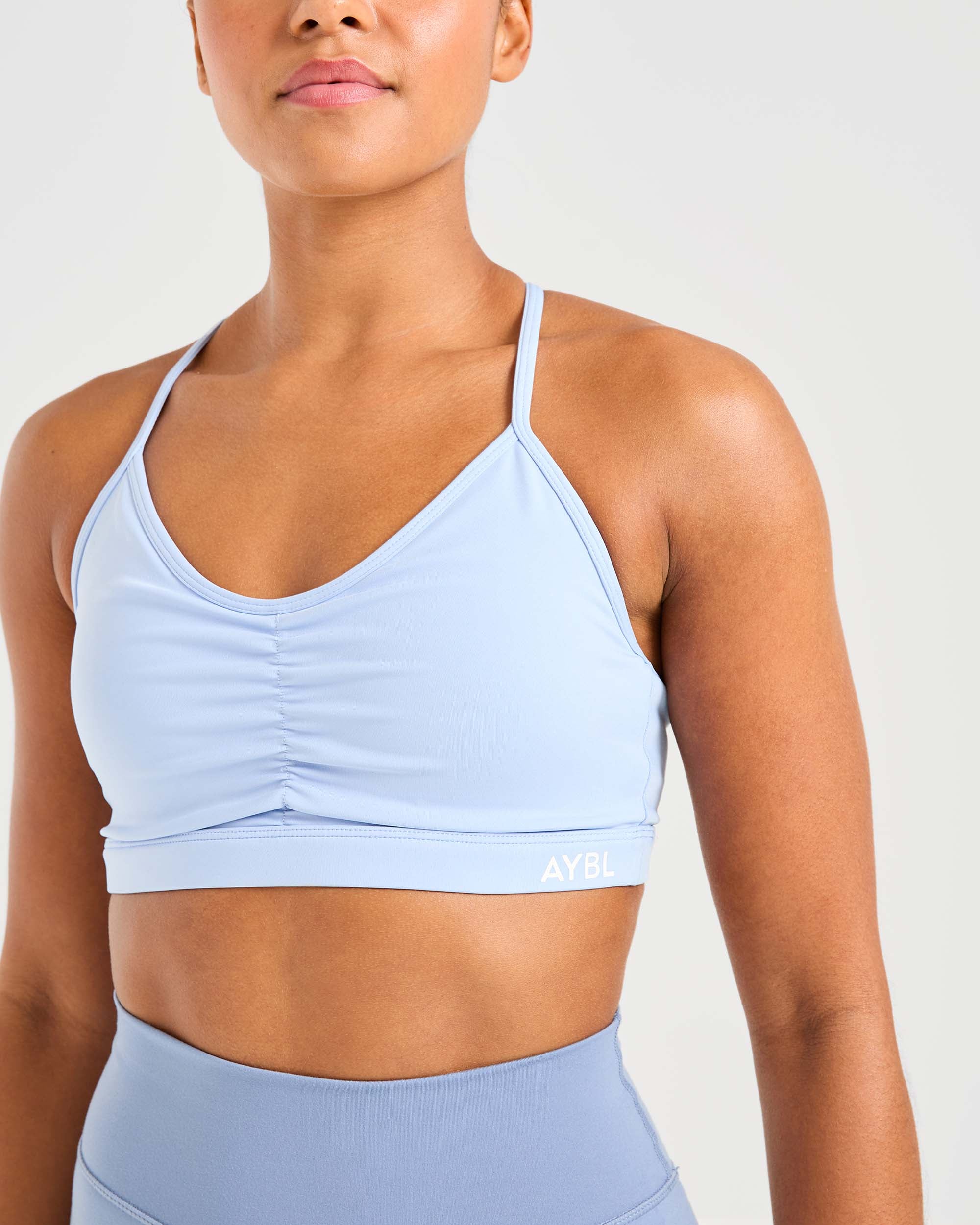 Essential Ruched Sports Bra - Powder Blau