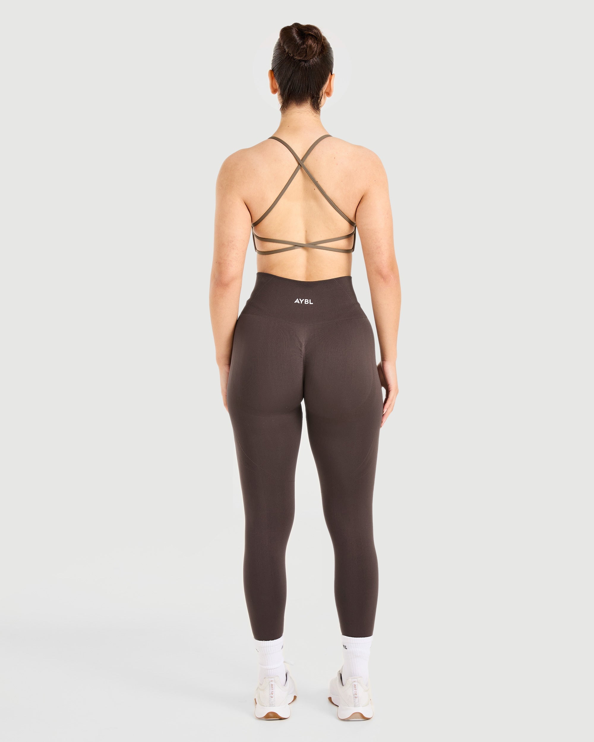 Essential Crossback Sports Bra - Mocha Braun