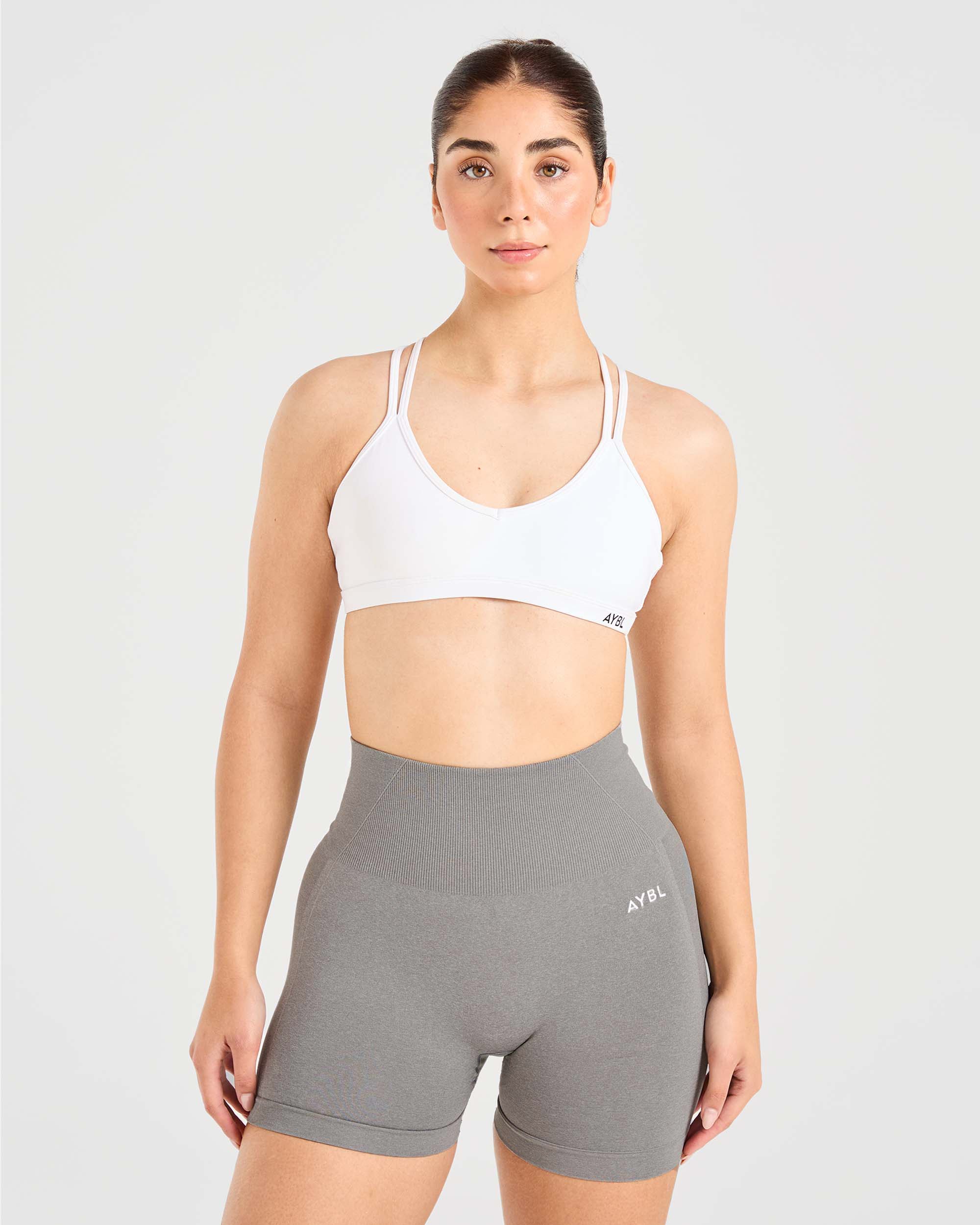 Essential Strappy Sports Bra - Weiß