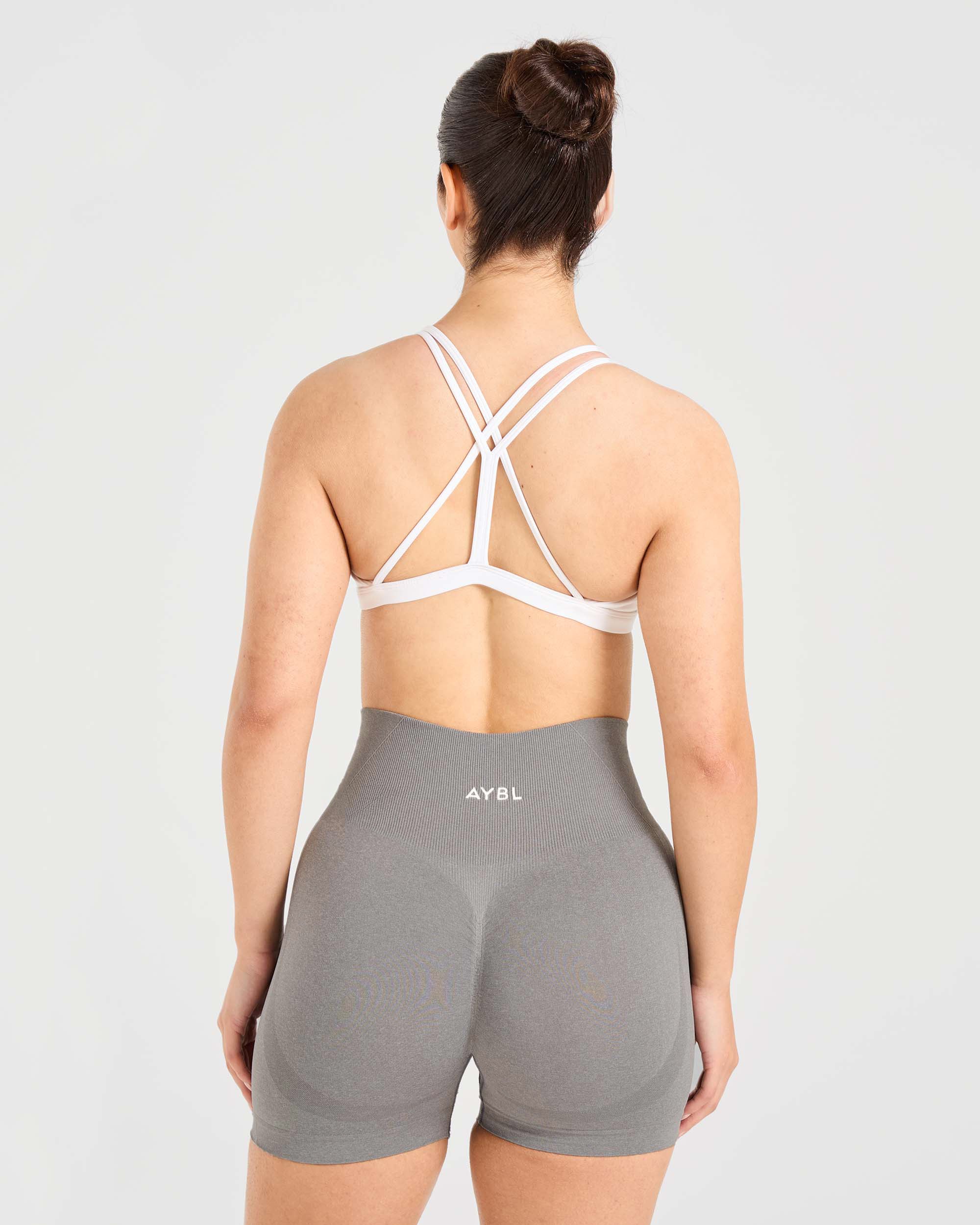 Essential Strappy Sports Bra - Weiß