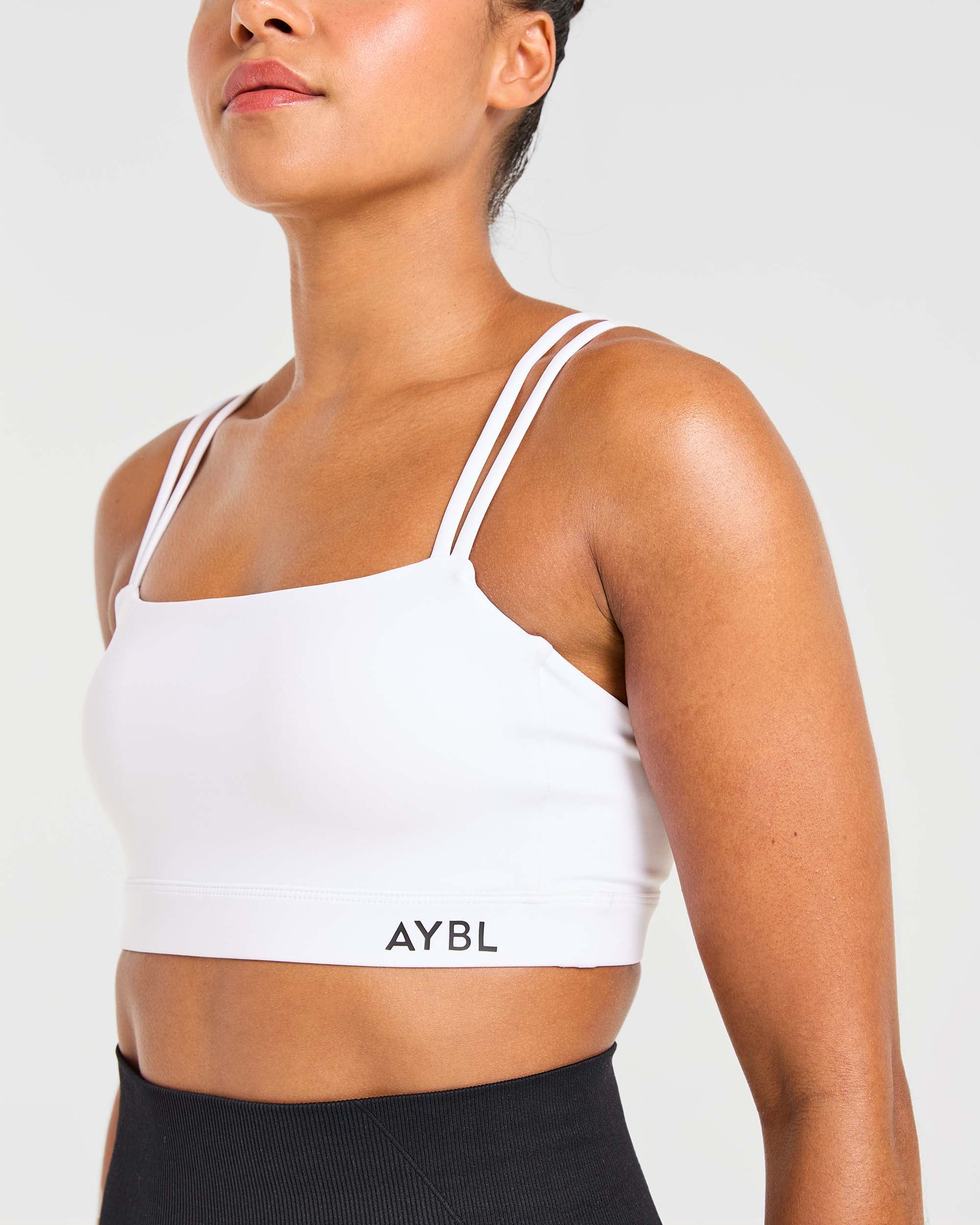 Essential Bandeau Sports Bra - Weiß