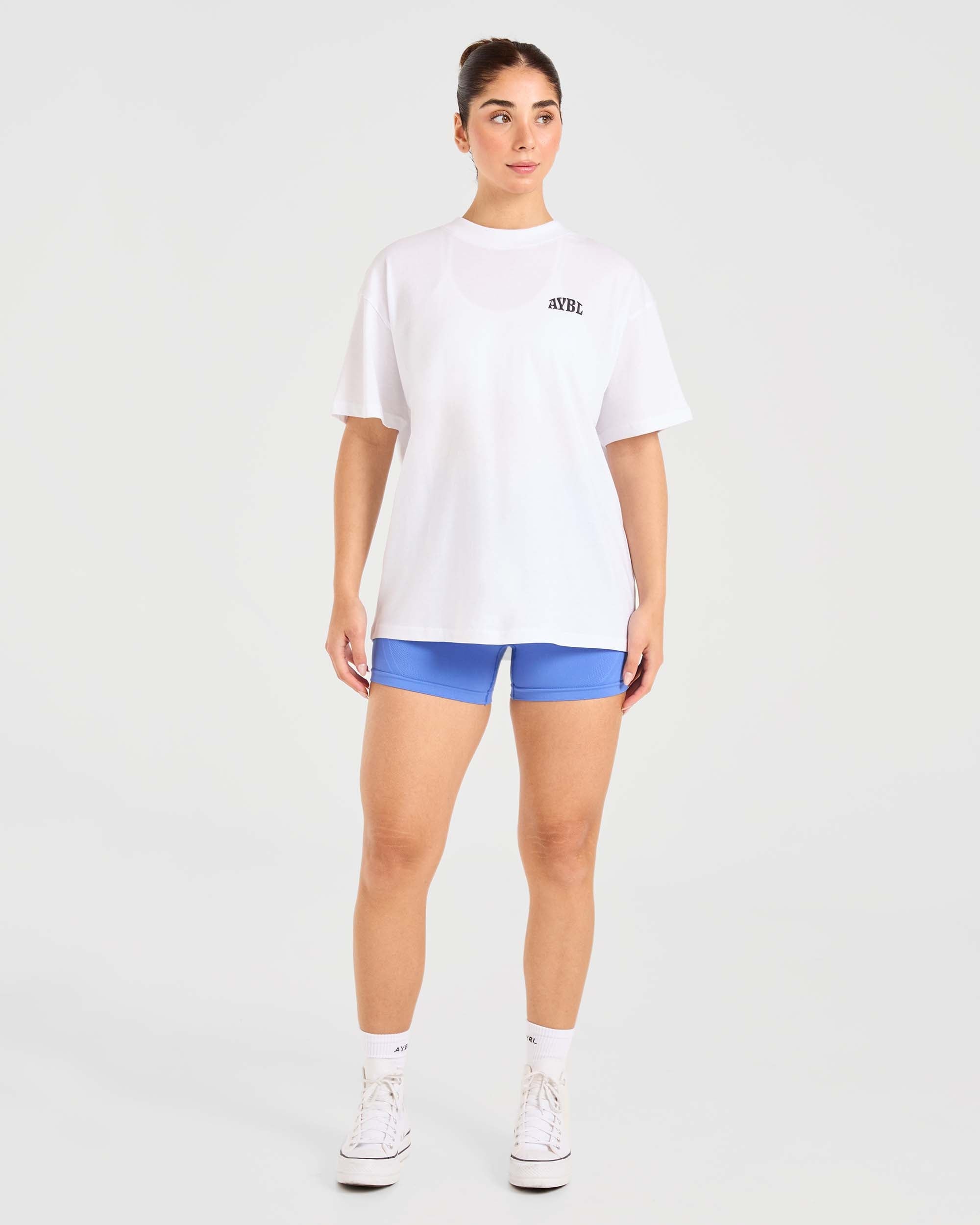 Mind Over Matter Oversized T Shirt - Weiß