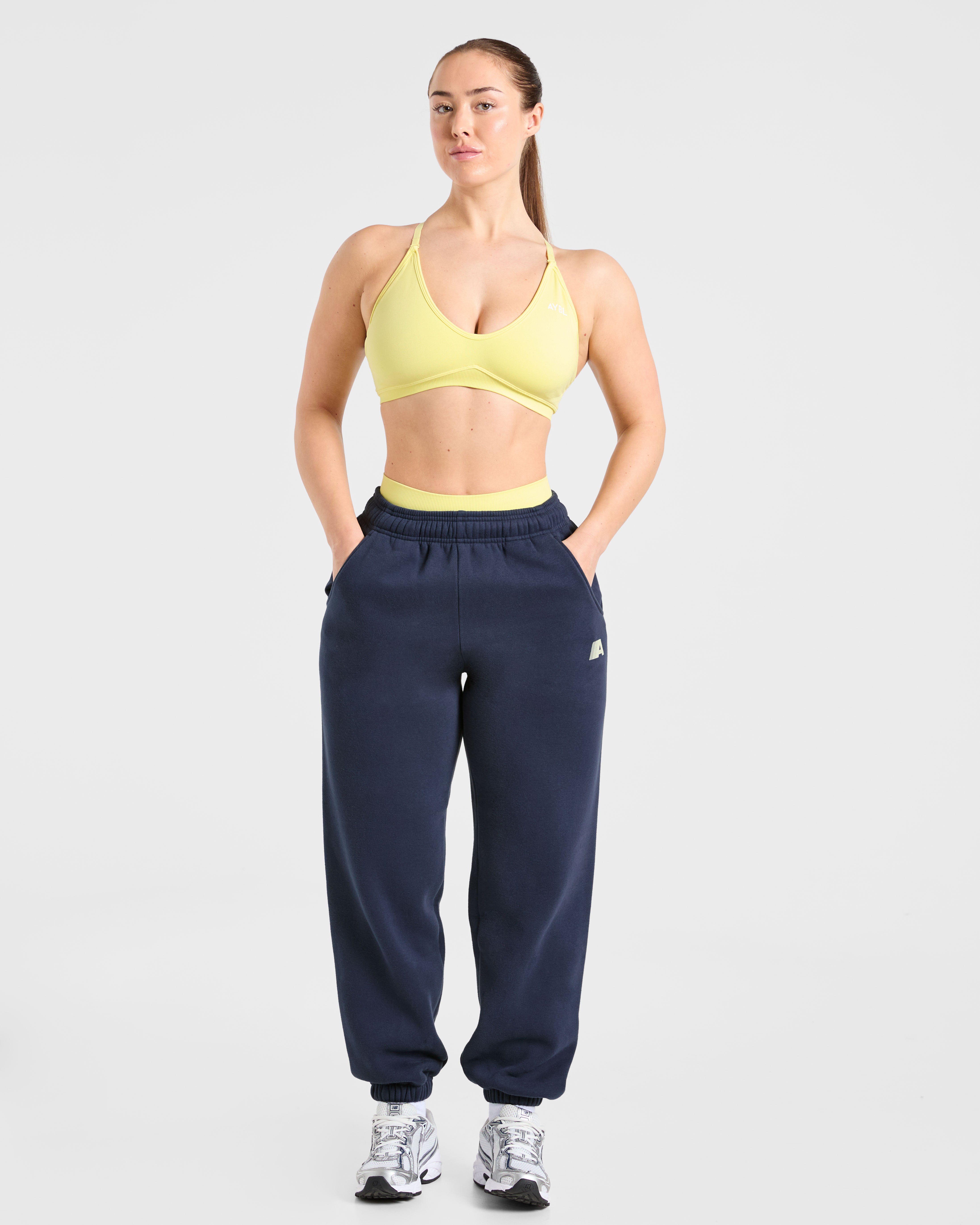 Retro Athletics Oversized Joggers - Navy/Gelb