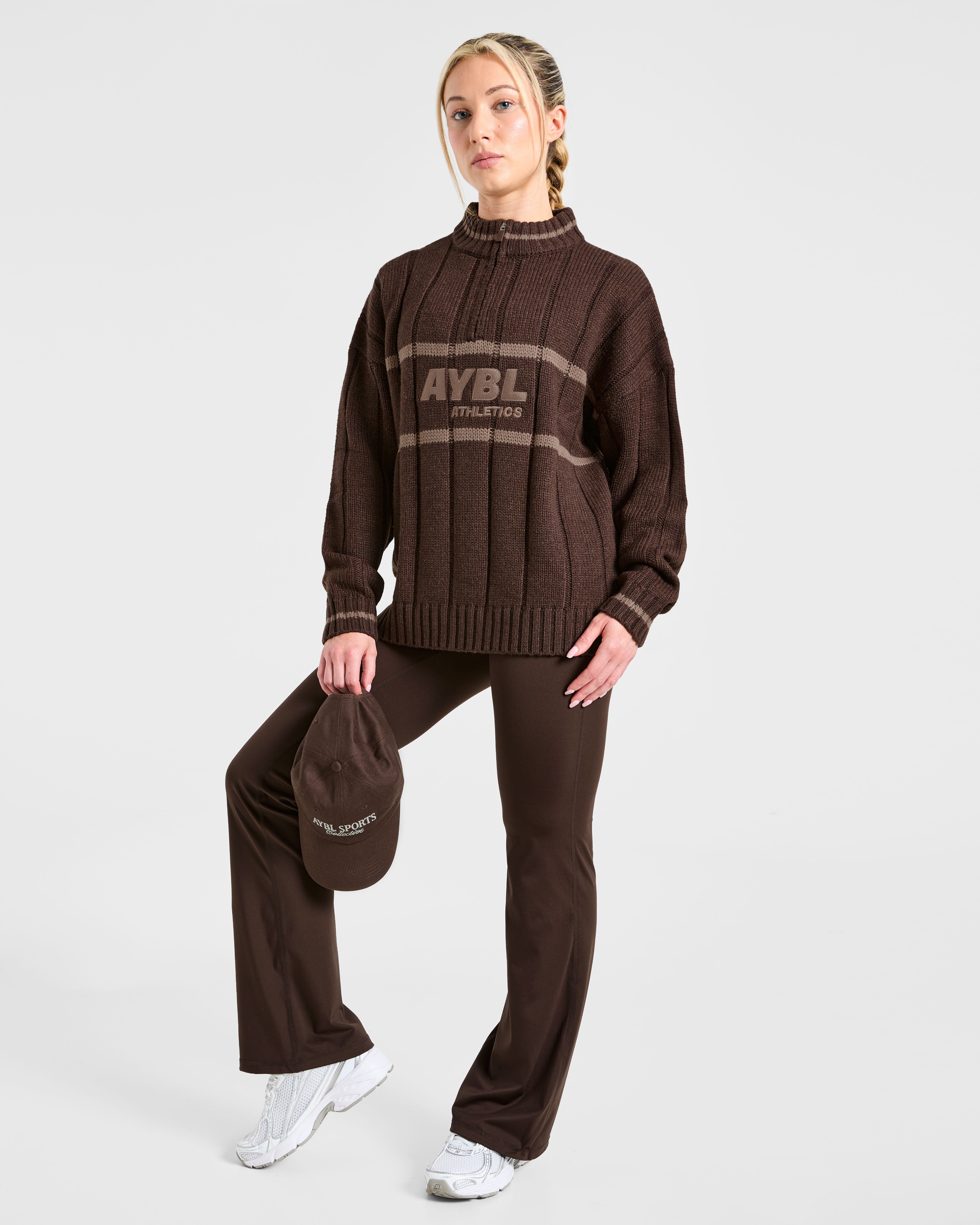 Athletics Oversized Knitted 1/4 Zip - Braun