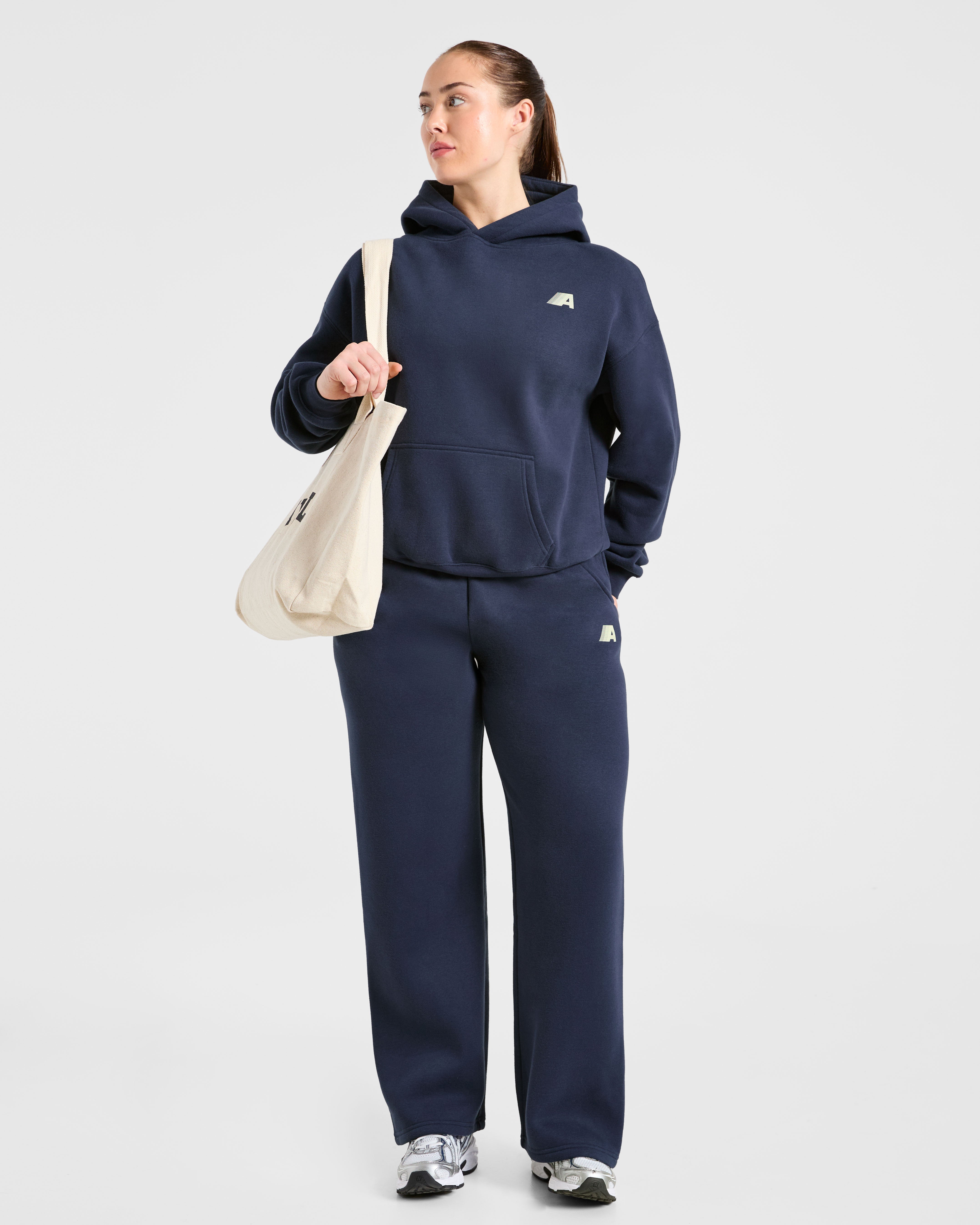 Retro Athletics Oversized Straight Leg Joggers - Navy/Gelb