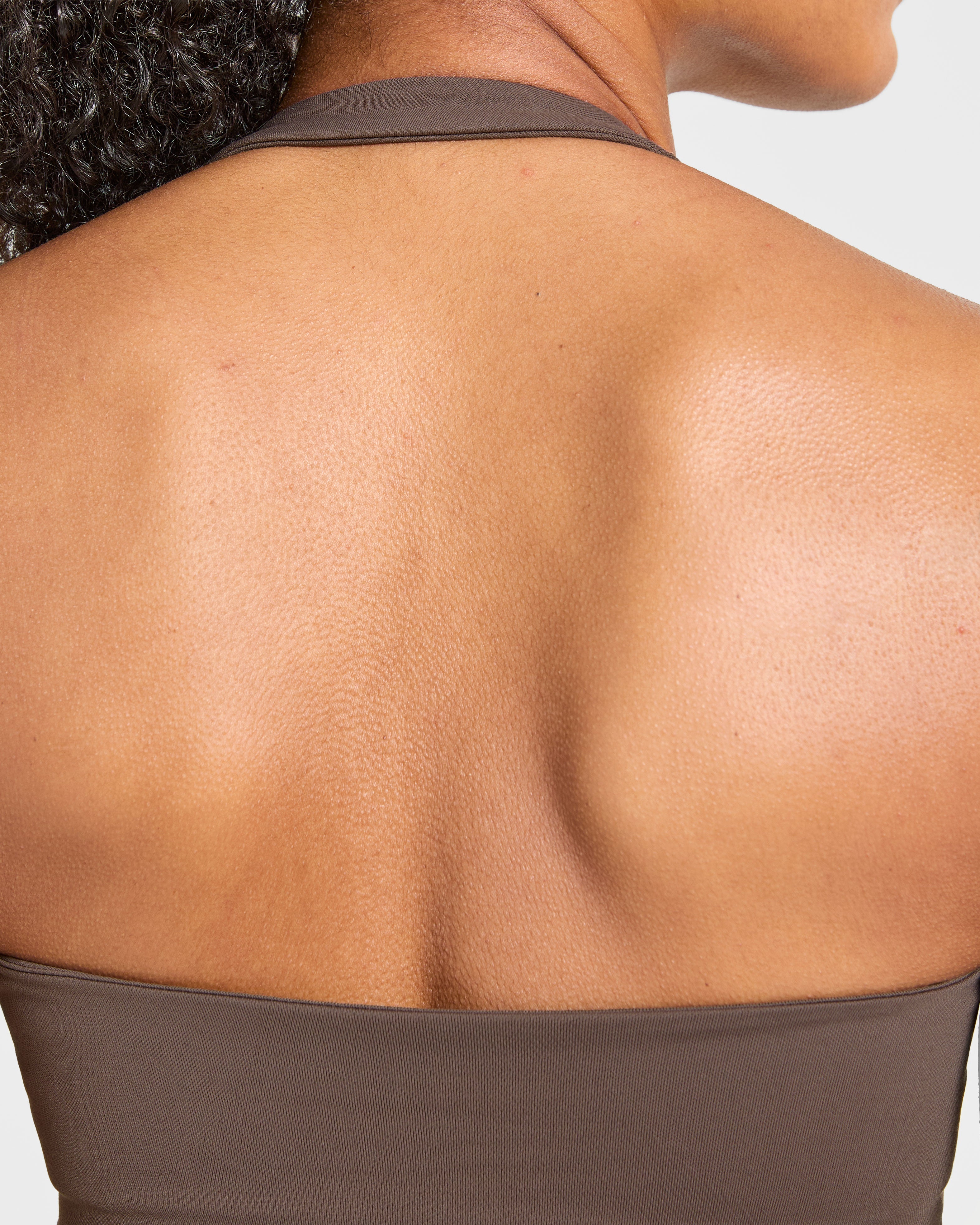 Enhance Seamless Halterneck Top - Braun