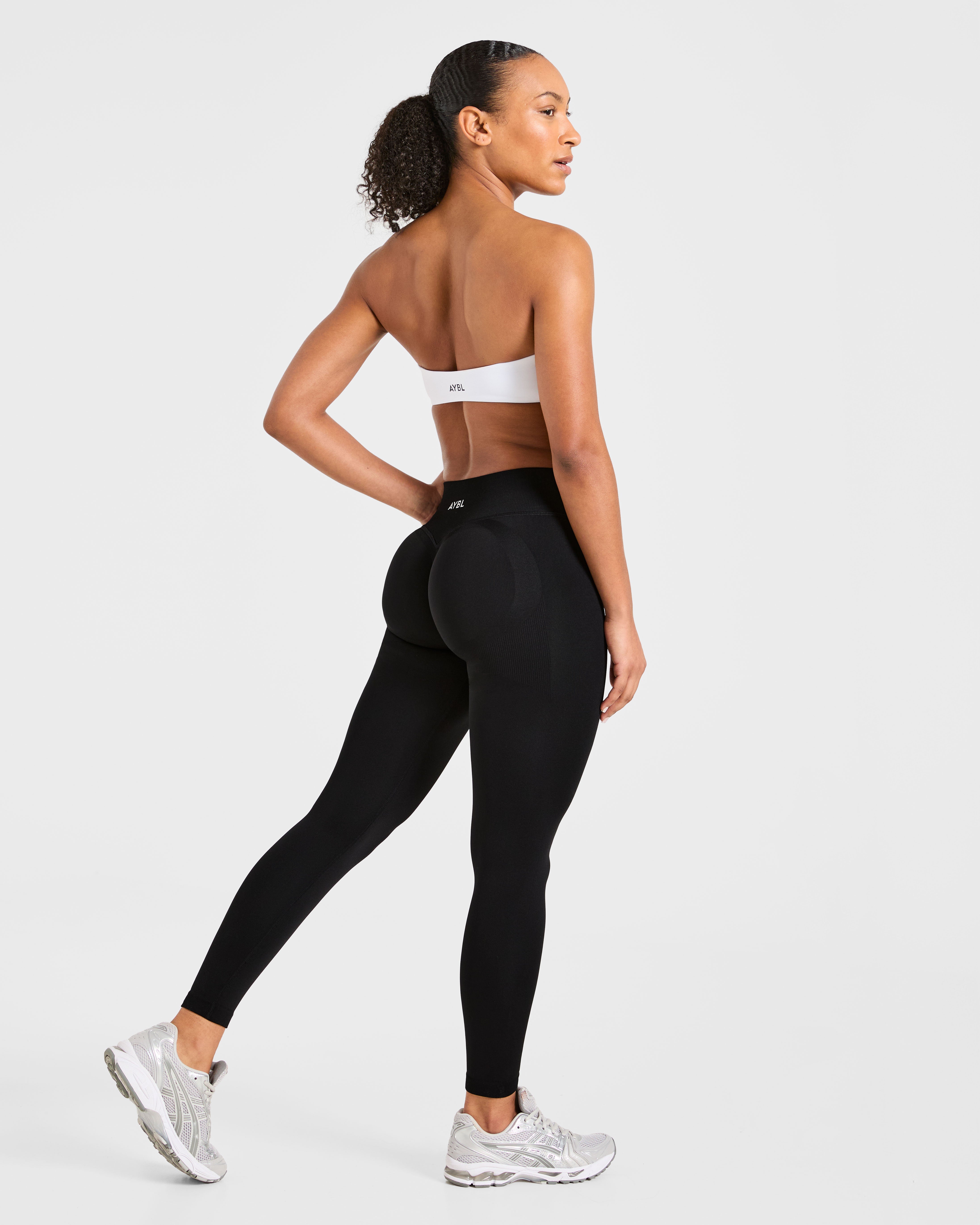 Essential Bandeau Sports Bra - Weiß