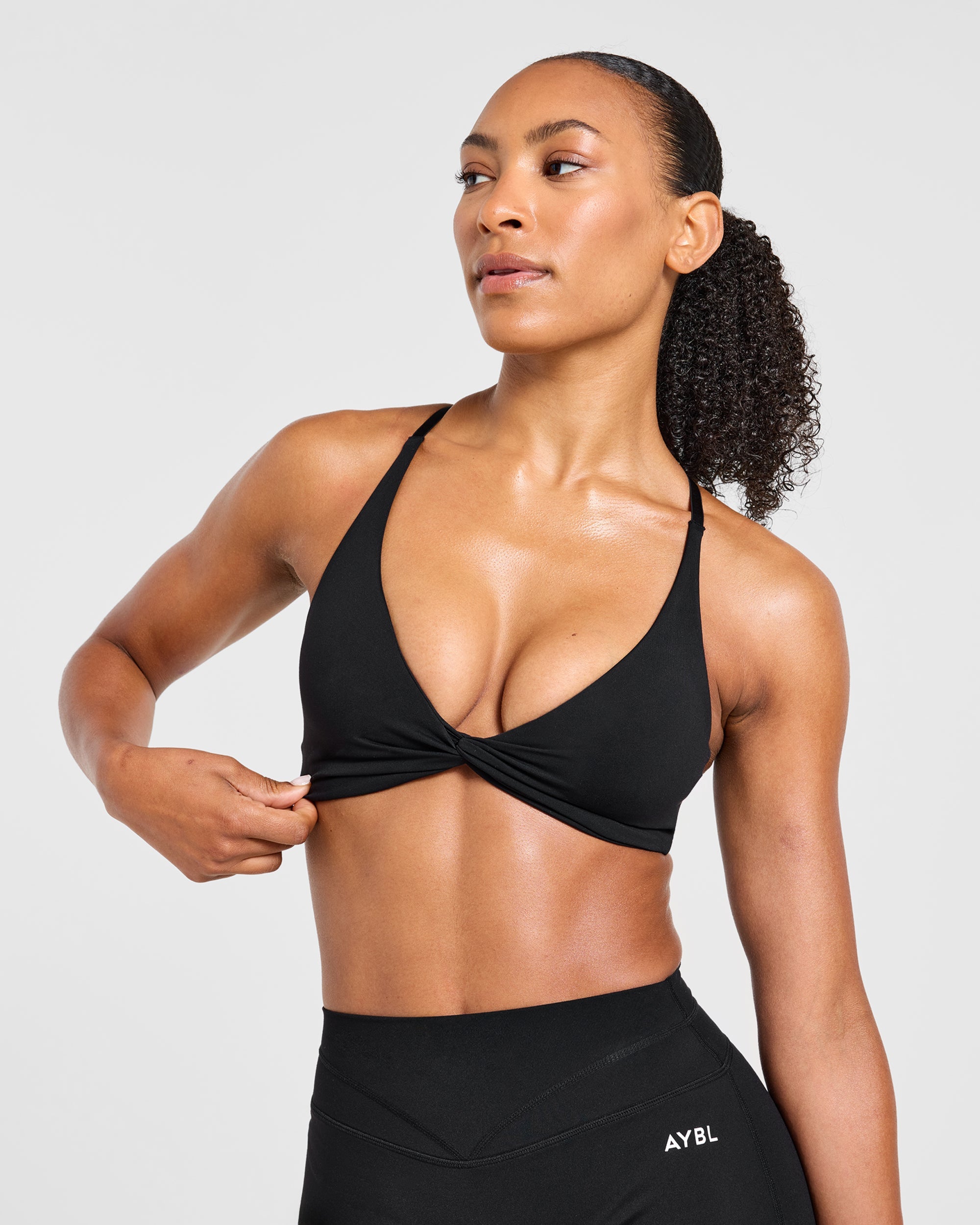 Engage Sports Bra - Schwarz