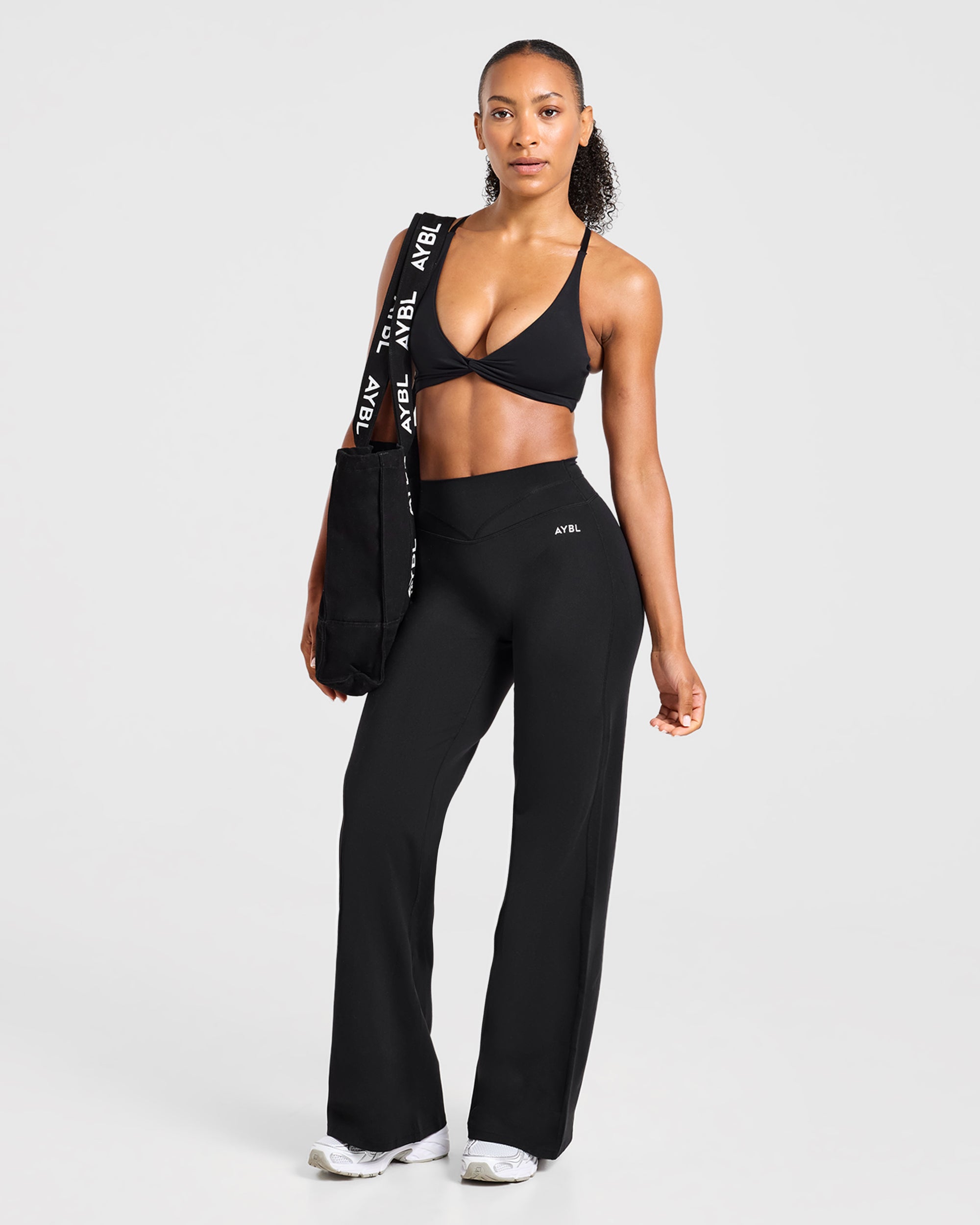 Engage Straight Leg Leggings - Schwarz