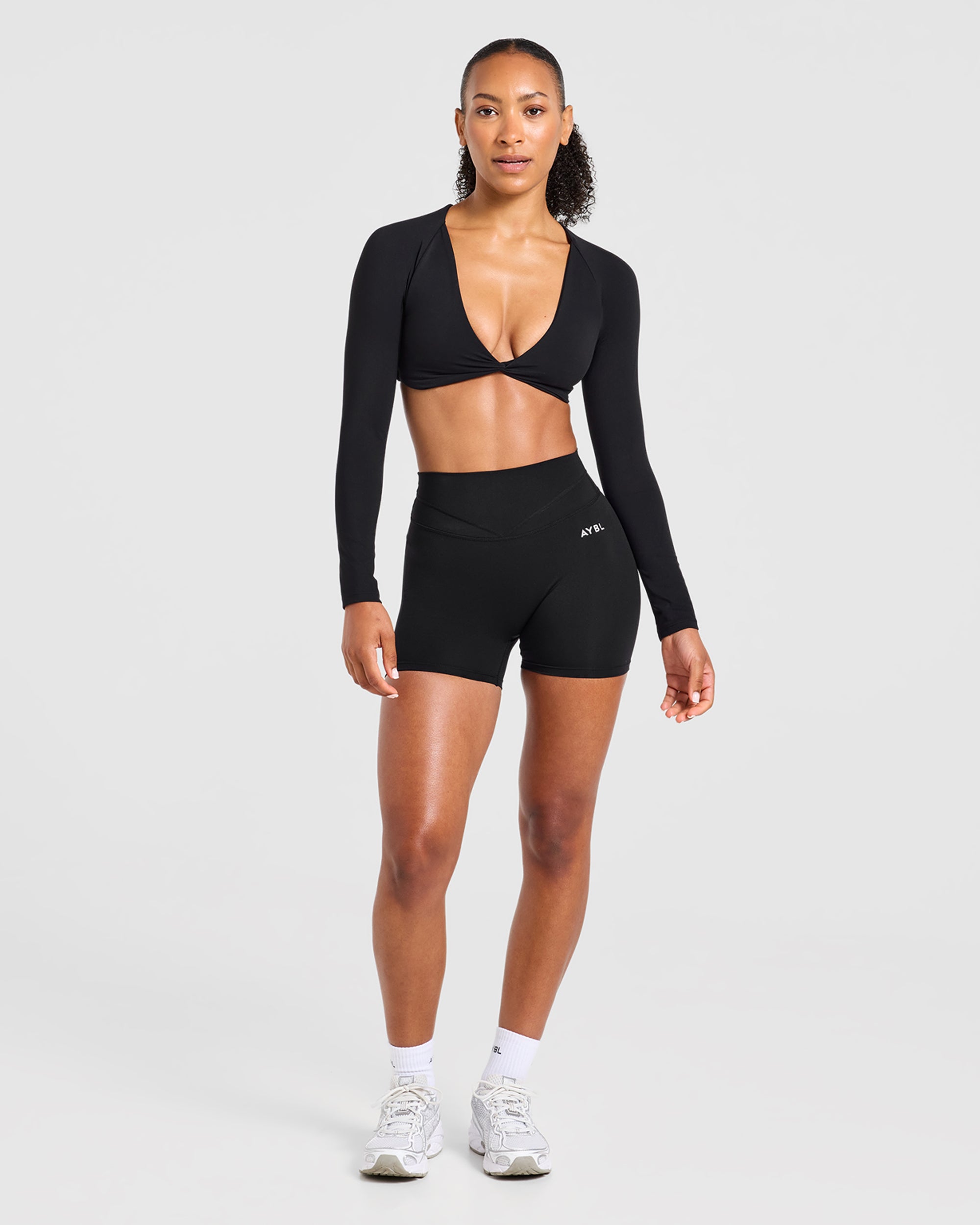 Engage Long Sleeve Crop Top - Schwarz