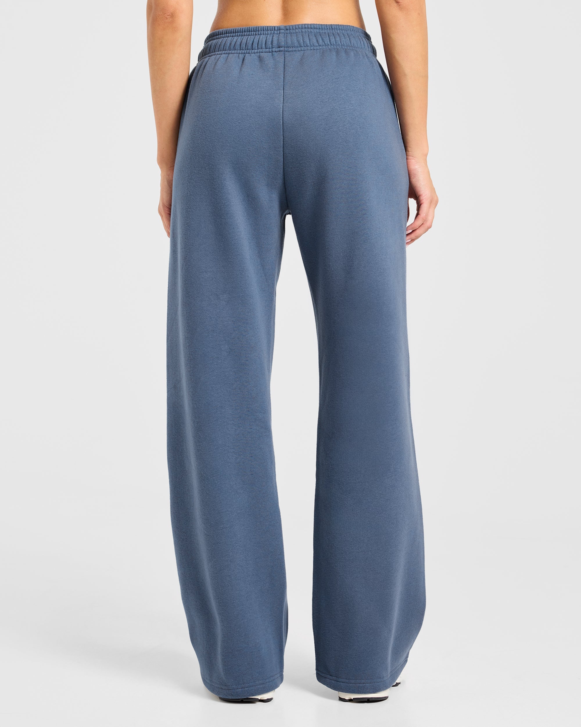 Varsity 2.0 Oversized Straight Leg Joggers - Denim Blau