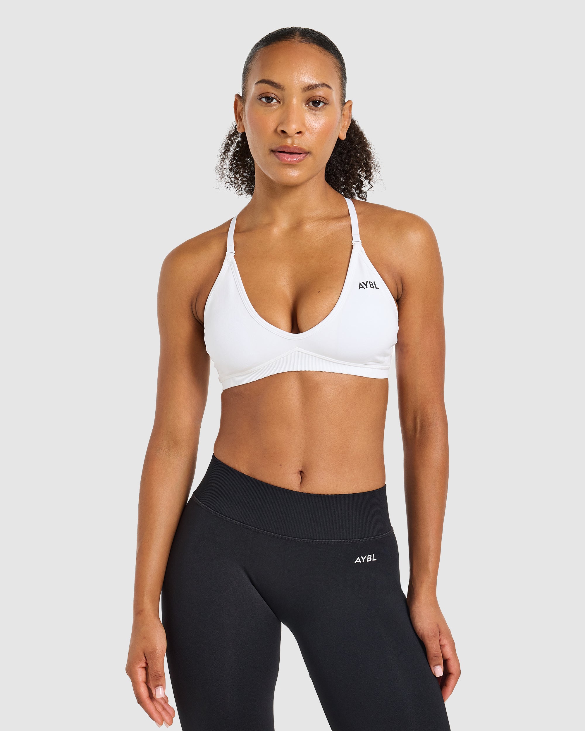 Adapt Seamless Strappy Sports Bra - Weiß