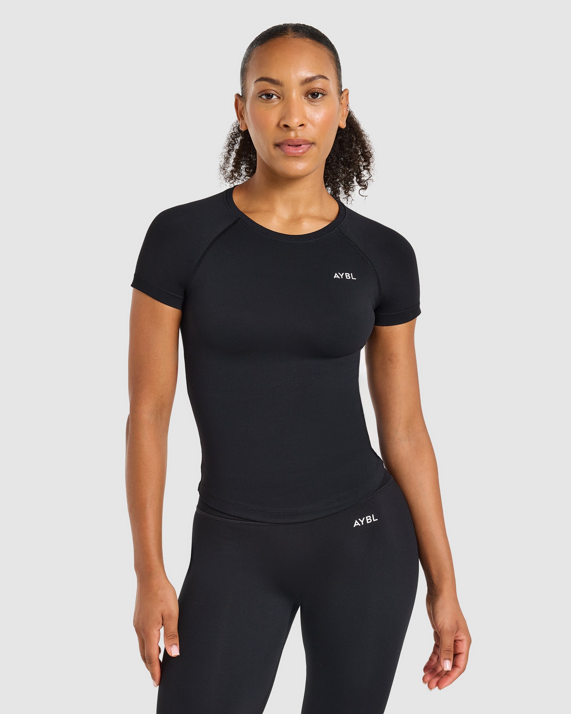 Enhance Seamless Short Sleeve Top - Schwarz