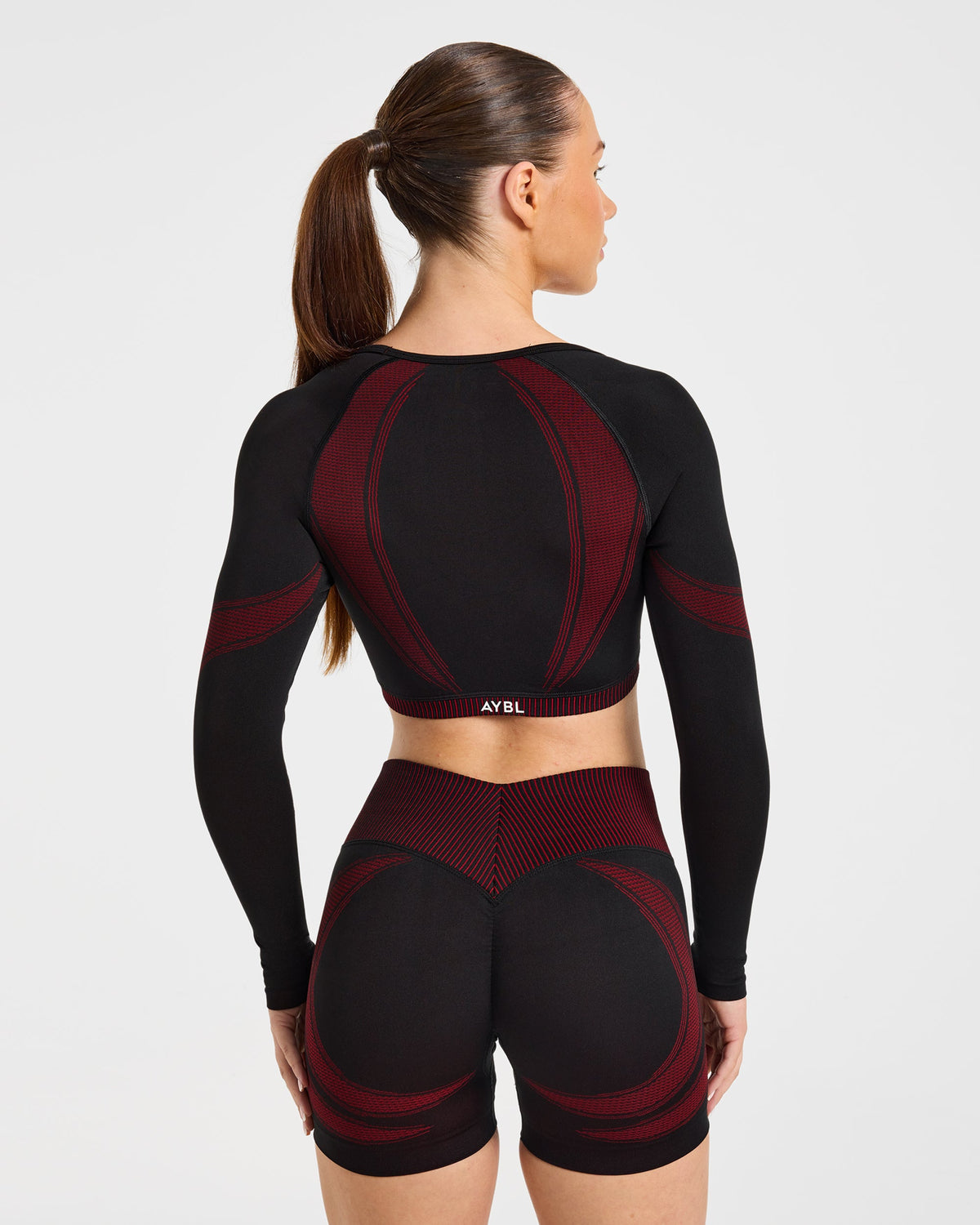 Charge Seamless Long Sleeve Crop Top - Schwarz/Rot