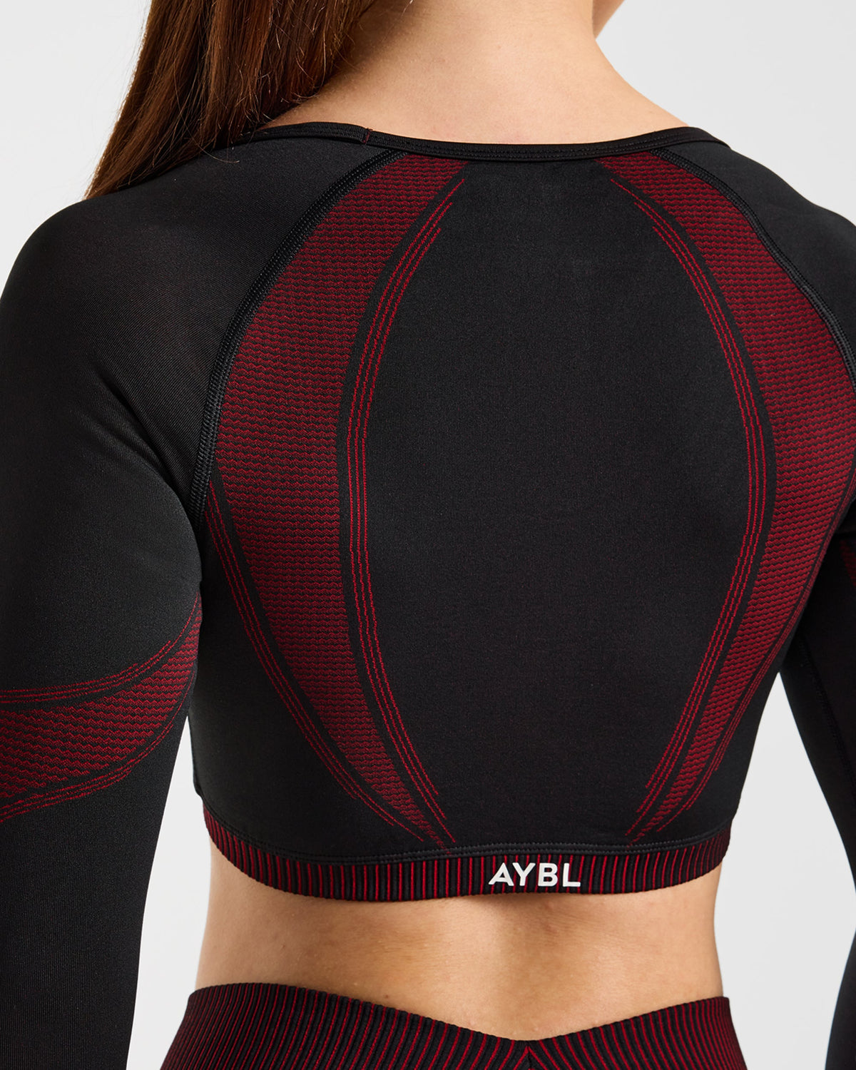 Charge Seamless Long Sleeve Crop Top - Schwarz/Rot
