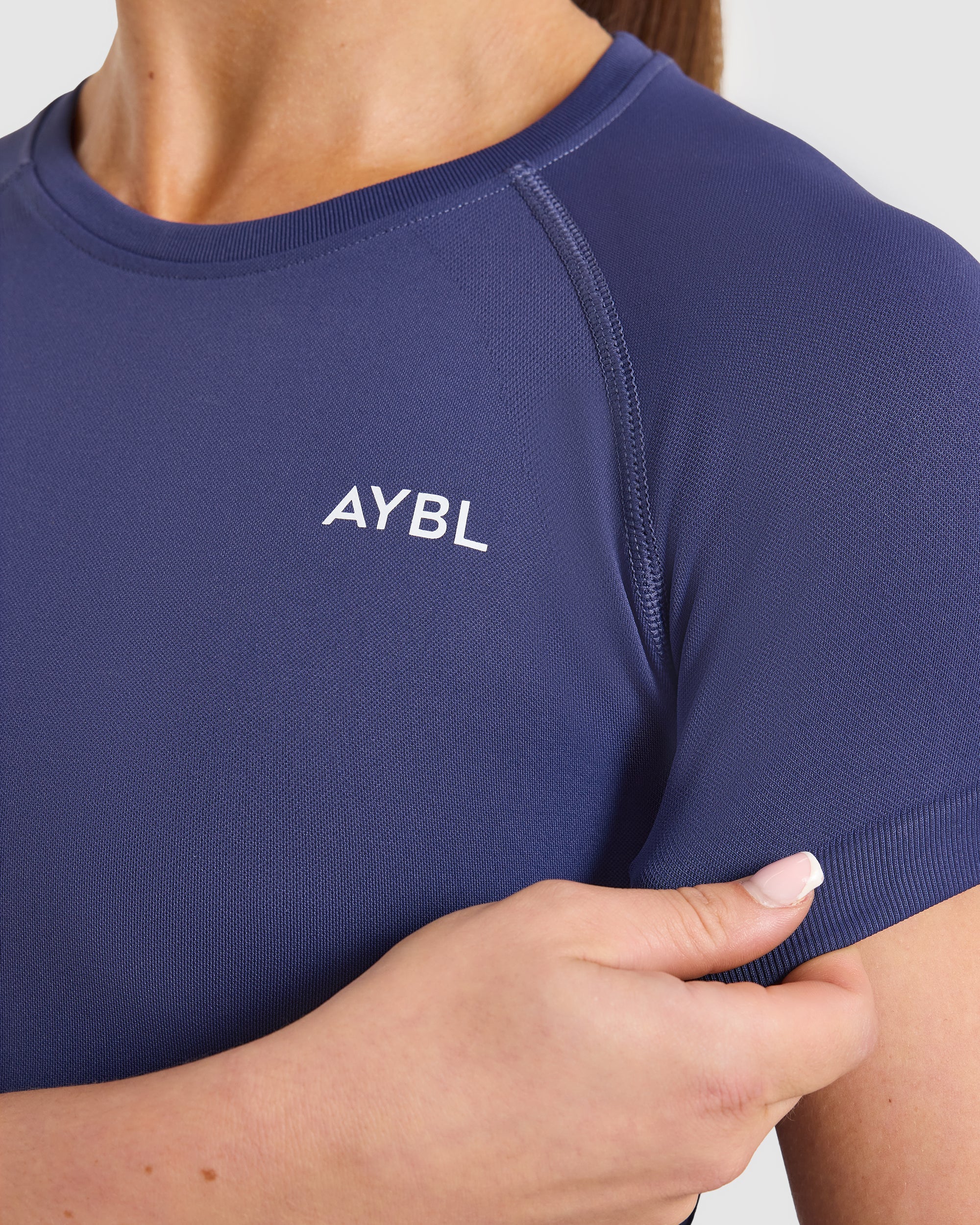 Enhance Seamless Short Sleeve Top - Storm Blau