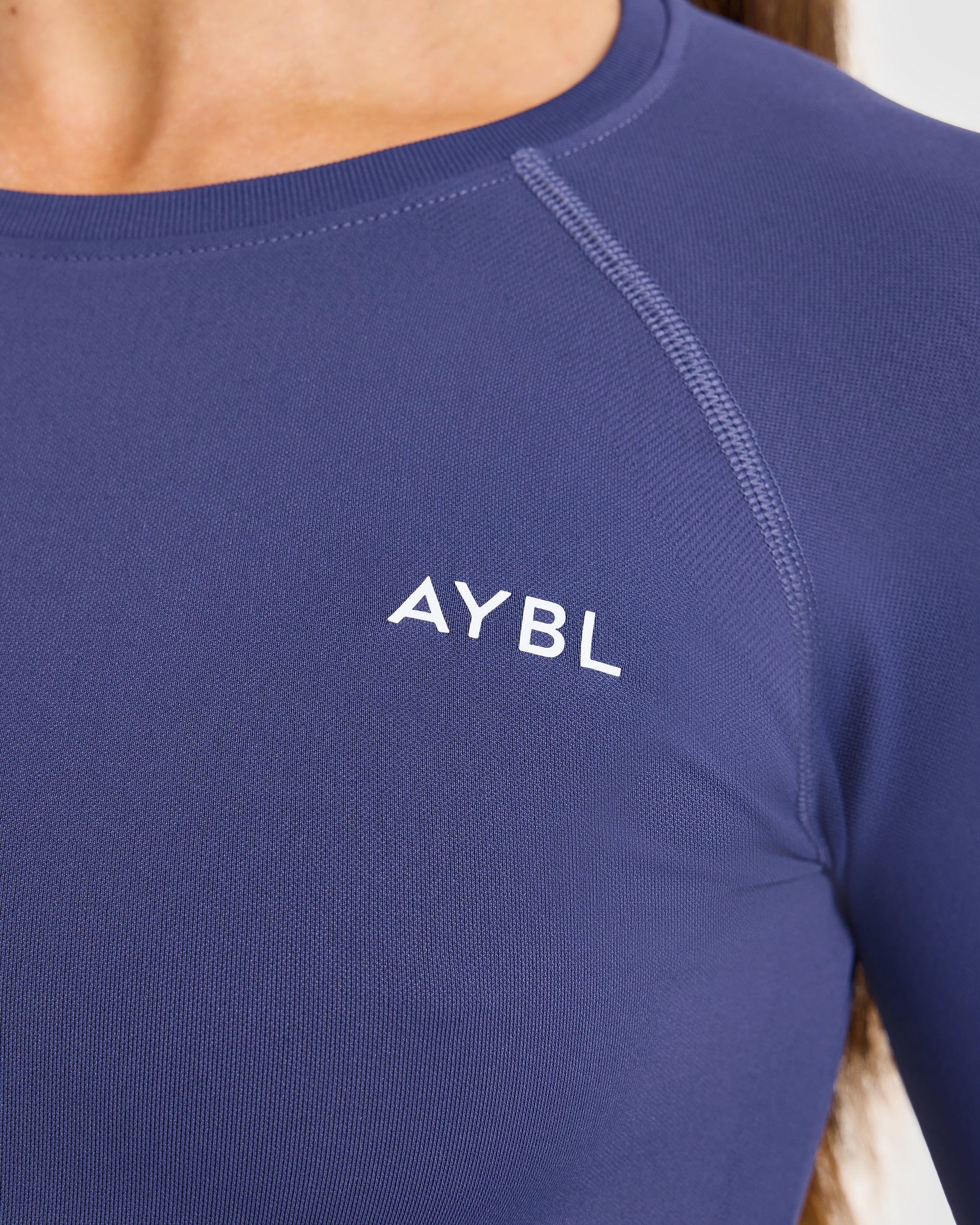 Enhance Seamless Long Sleeve Top - Storm Blau