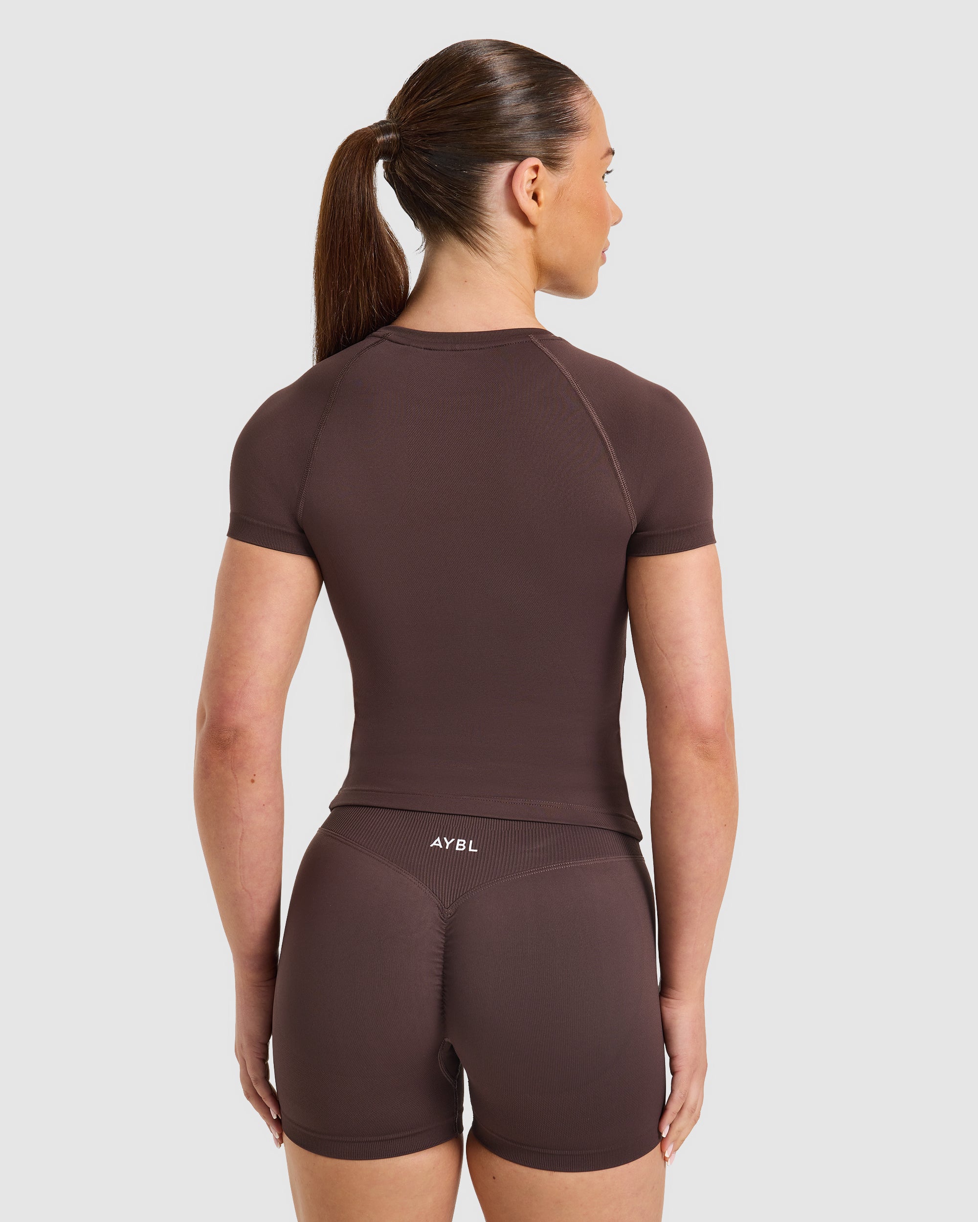 Enhance Seamless Short Sleeve Top - Cocoa Braun