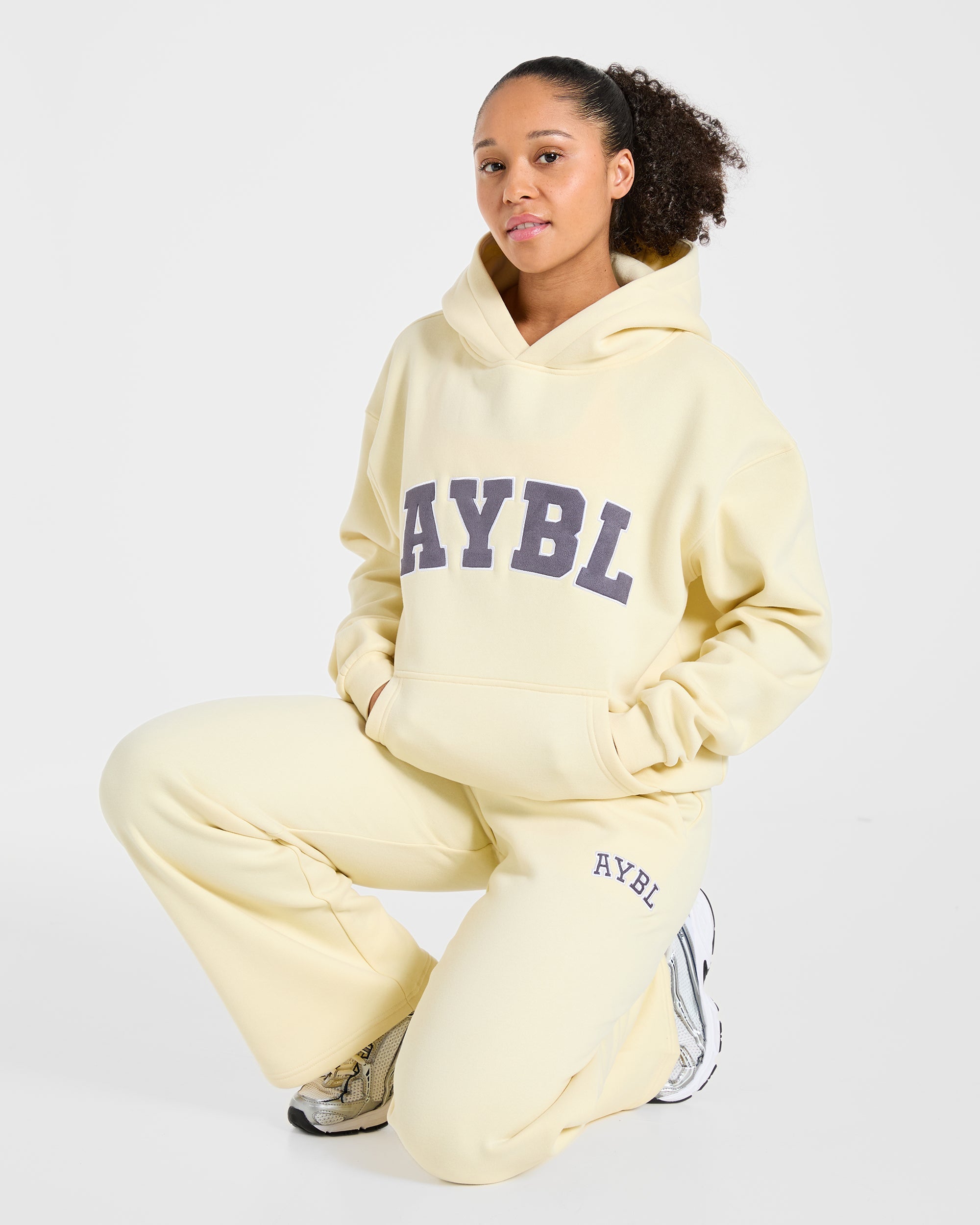 Varsity 2.0 Oversized Hoodie - Butter Gelb