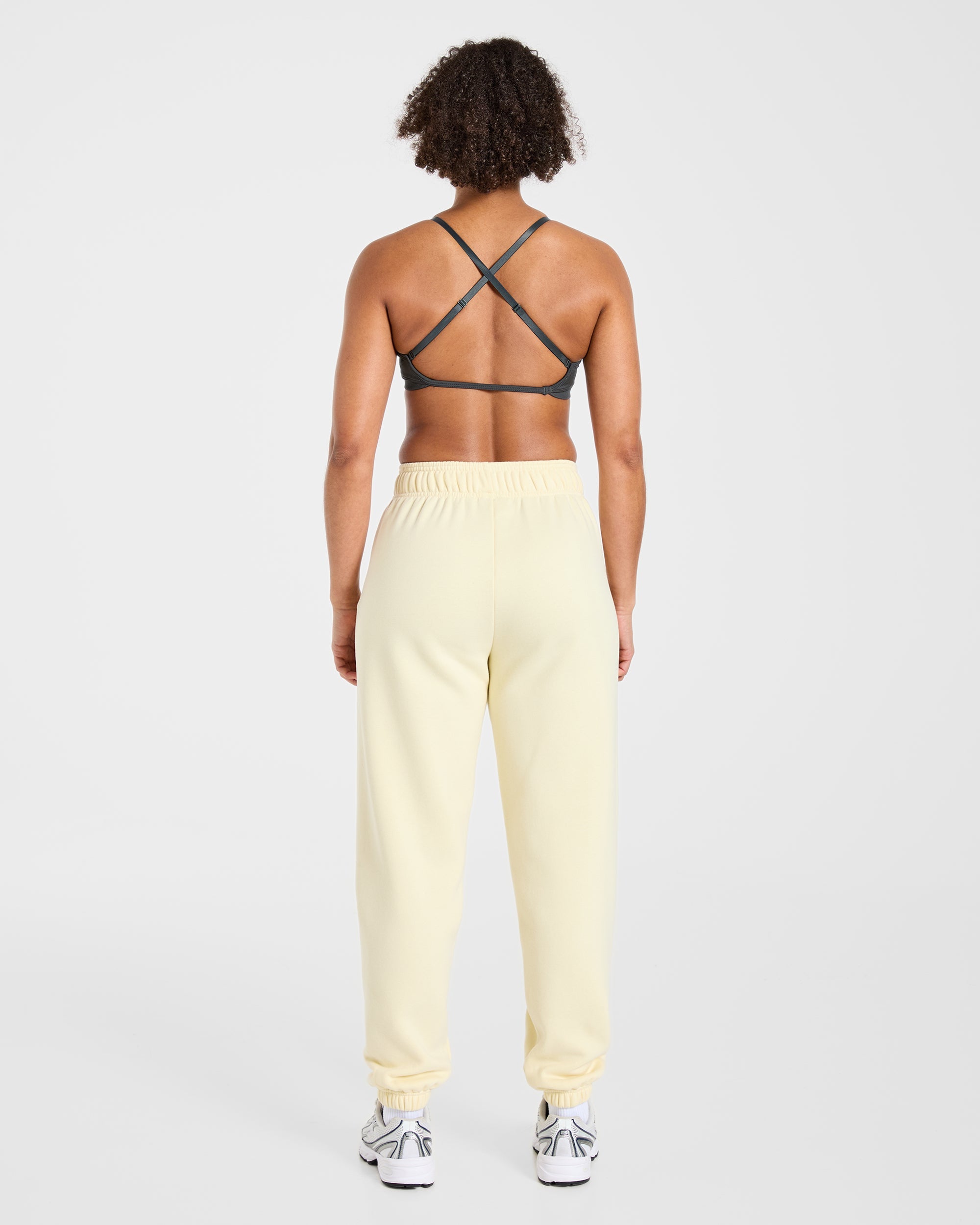 Varsity 2.0 Oversized Joggers - Butter Gelb