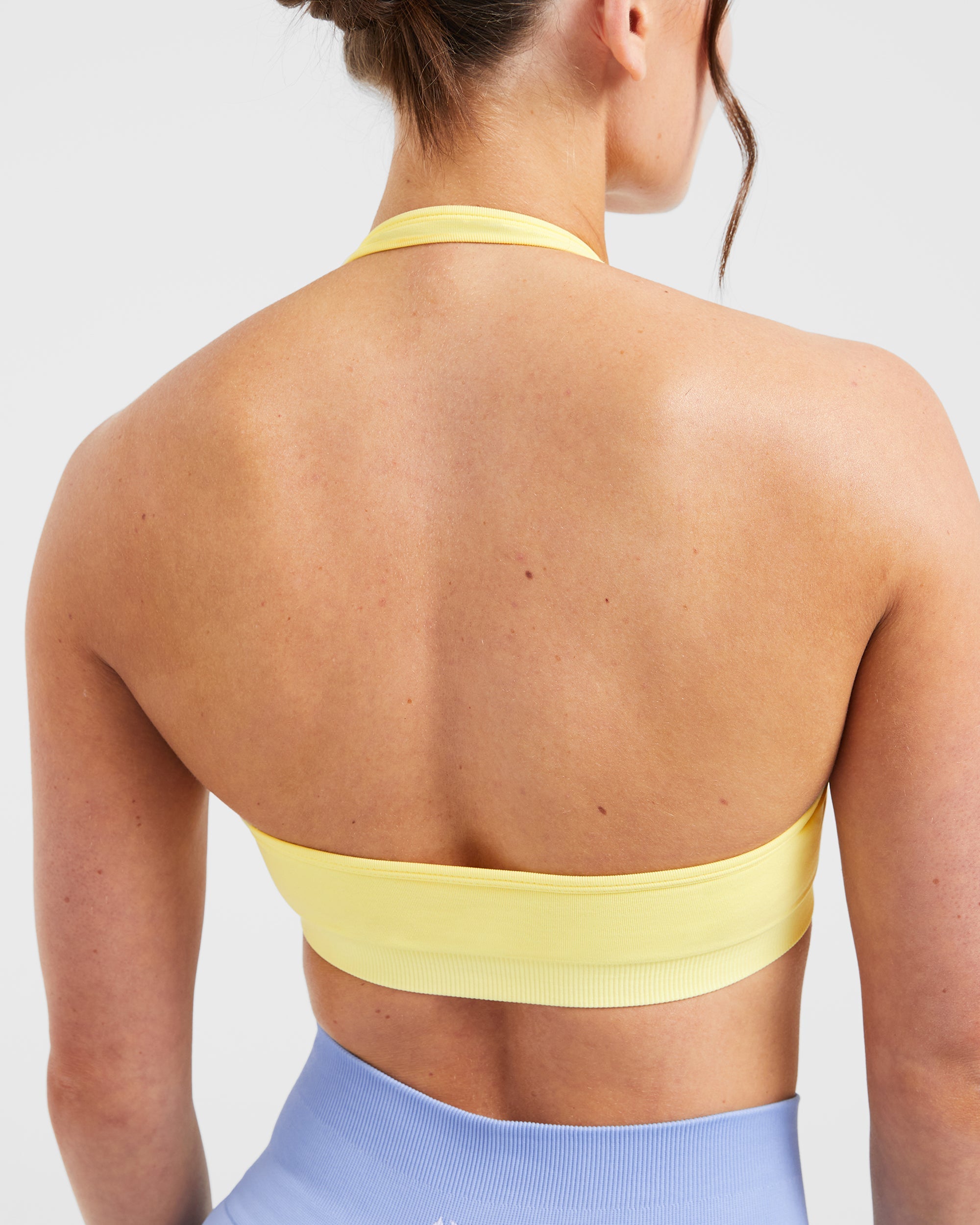 Essential Seamless Halterneck Sports Bra - Gelb