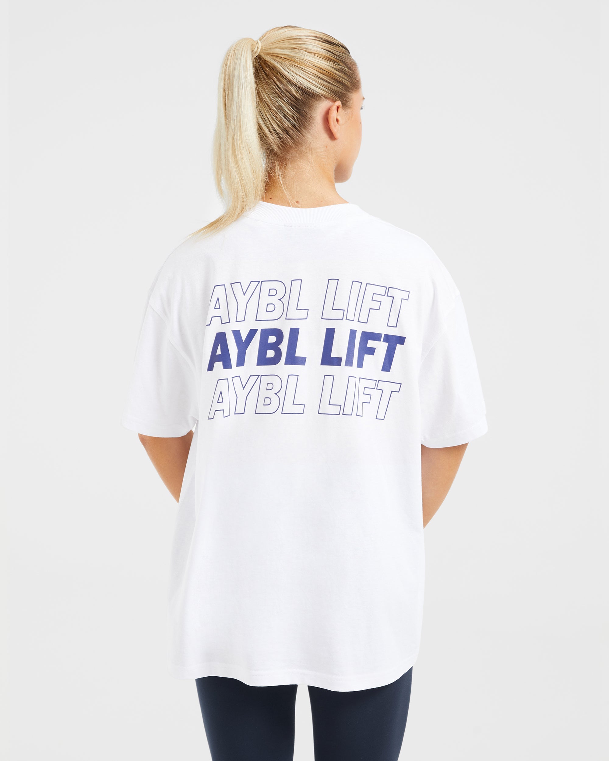 AYBL Lift Italic Oversized T Shirt - Weiß/Navy