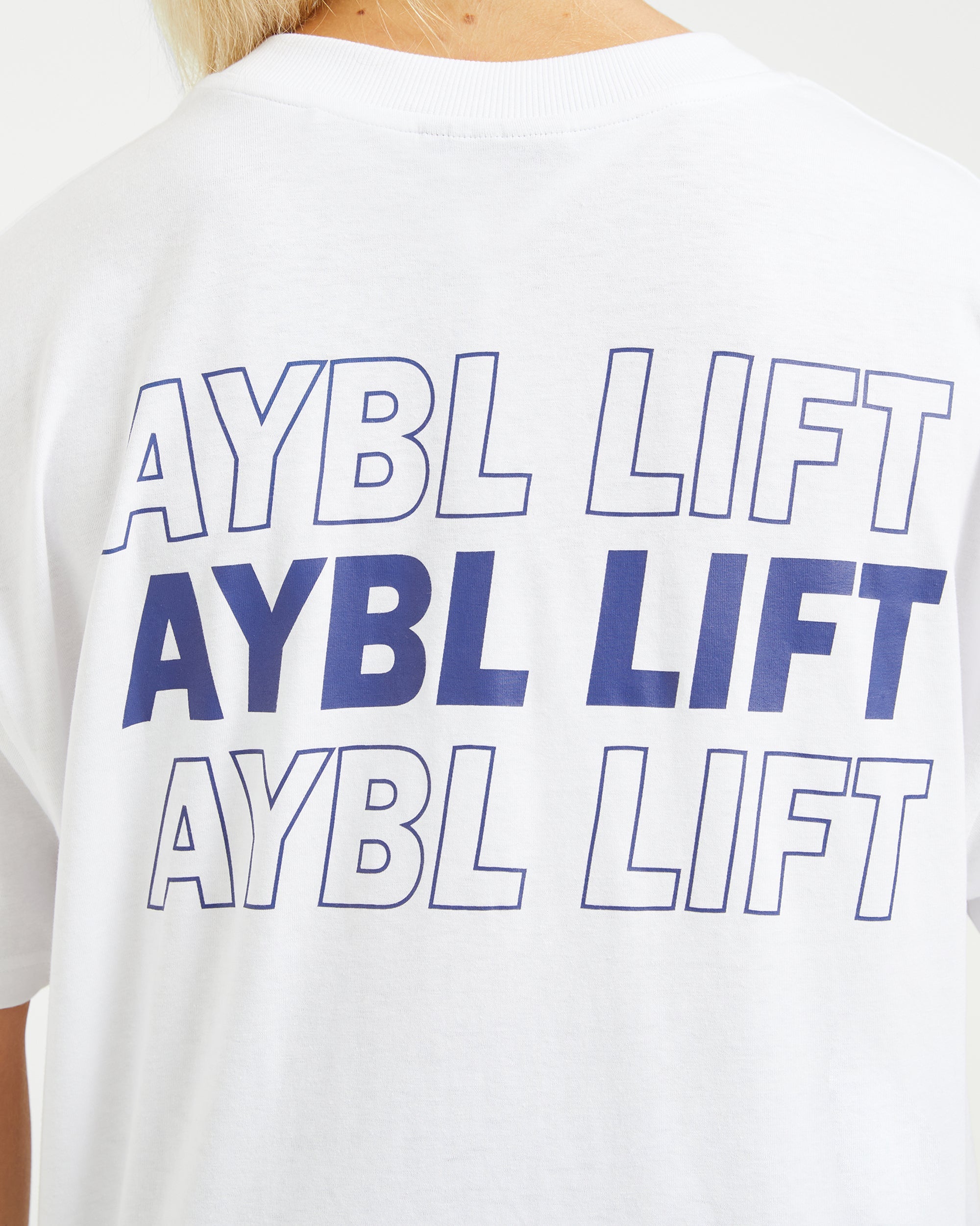 AYBL Lift Italic Oversized T Shirt - Weiß/Navy