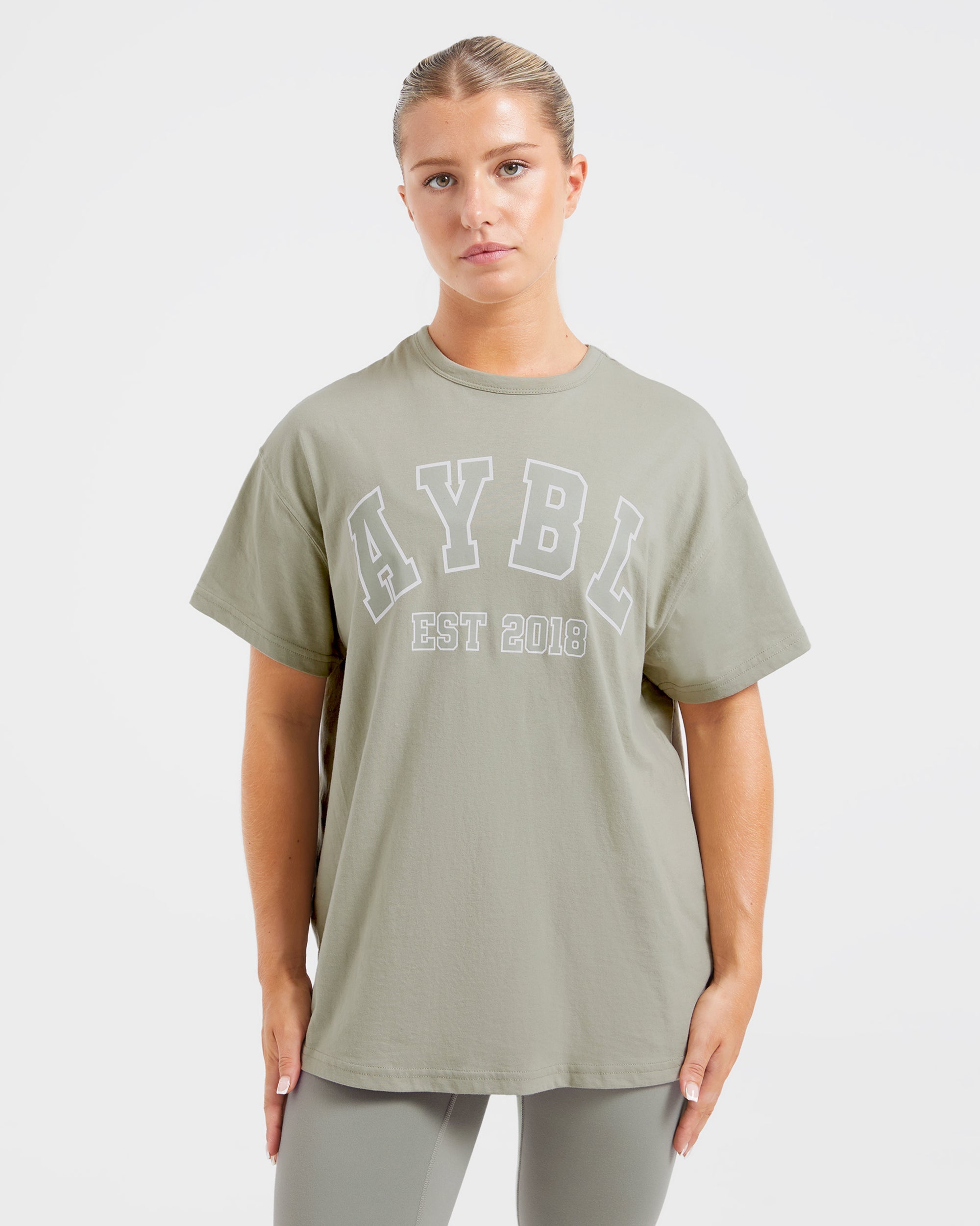 Varsity Oversized T Shirt - Olive Grün