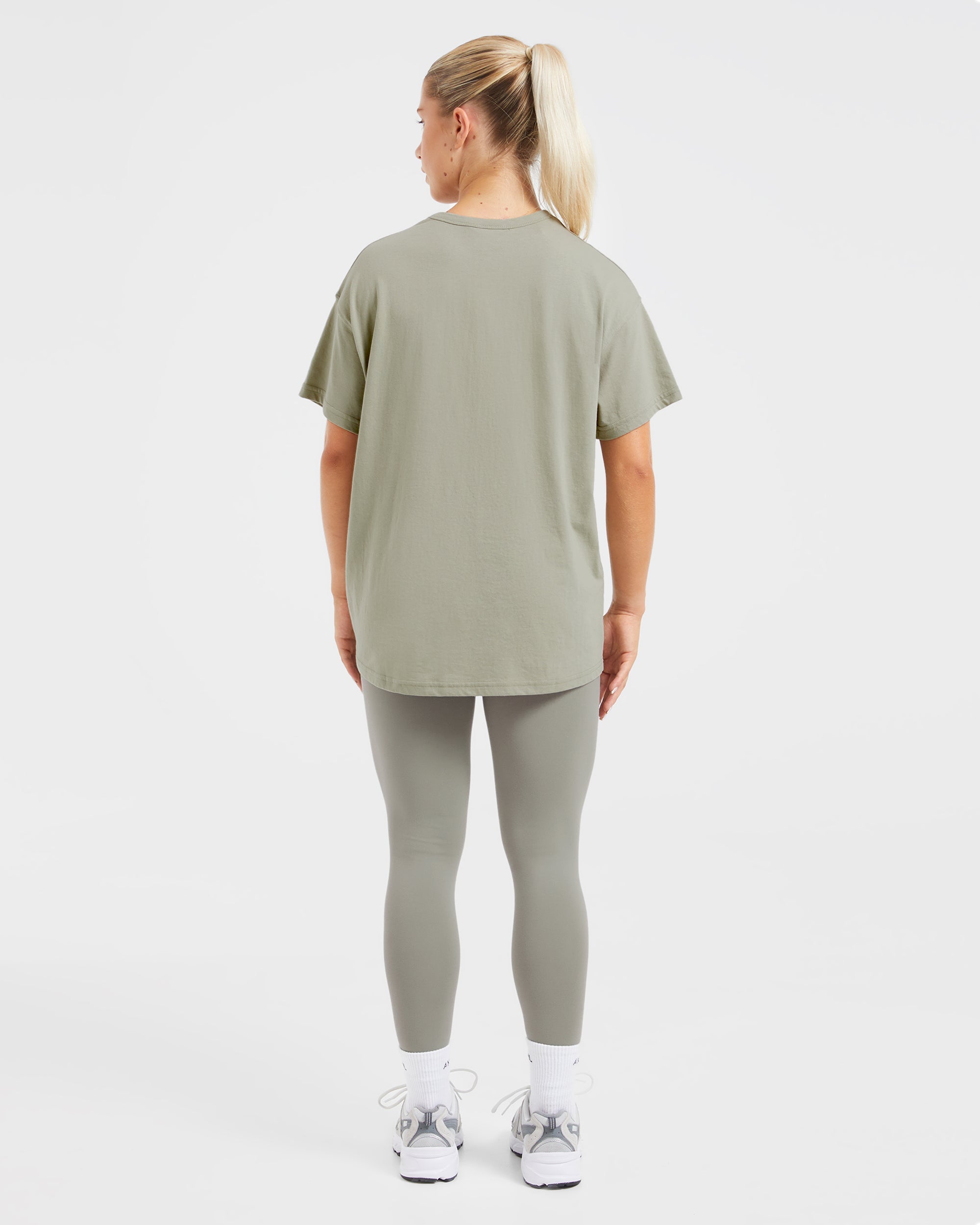 Varsity Oversized T Shirt - Olive Grün