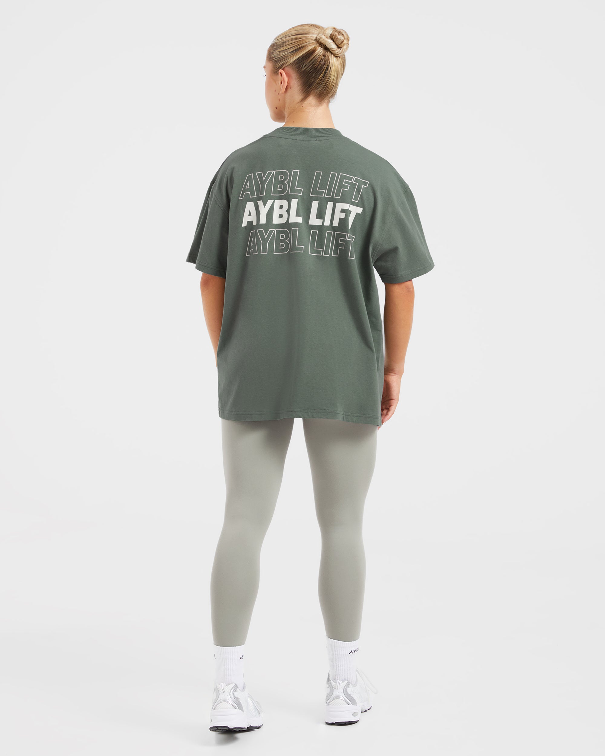 AYBL Lift Italic Oversized T Shirt - Grün/Off Weiß