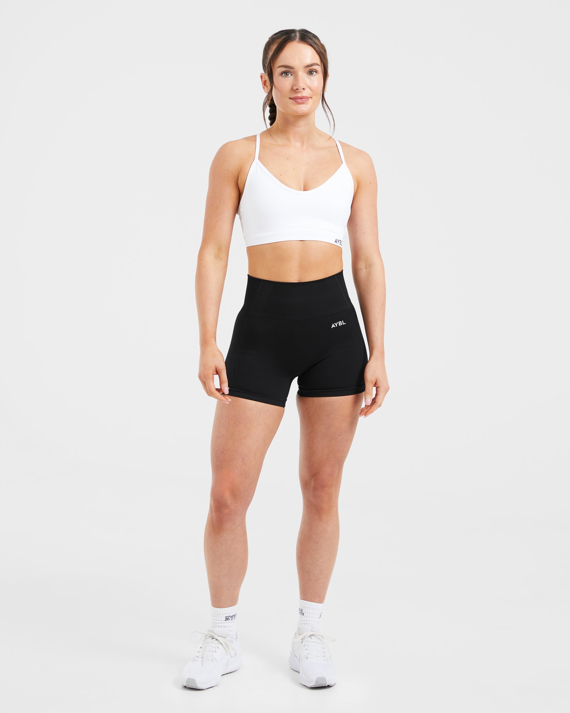 Essential V Neck Sports Bra - Weiß