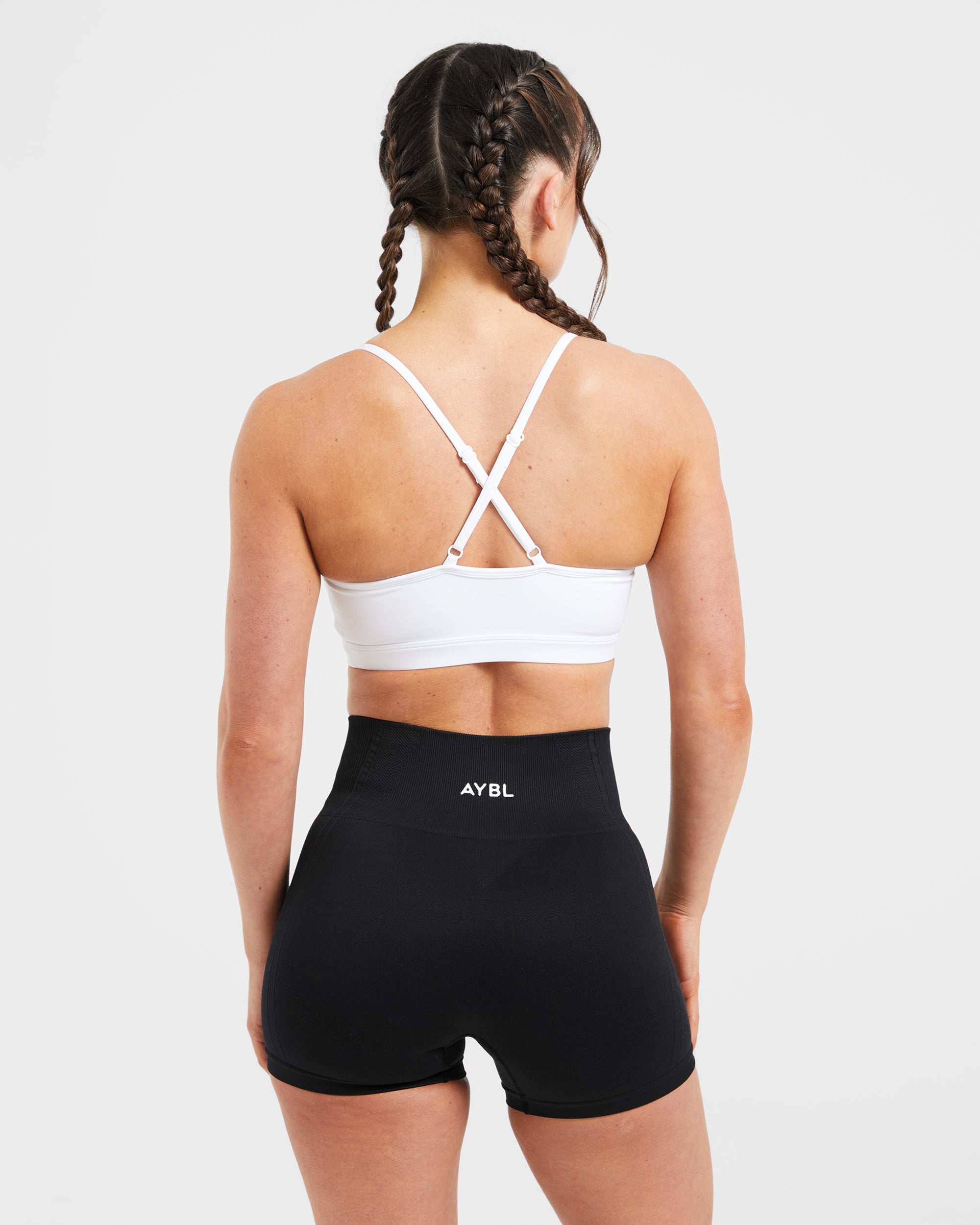 Essential V Neck Sports Bra - Weiß