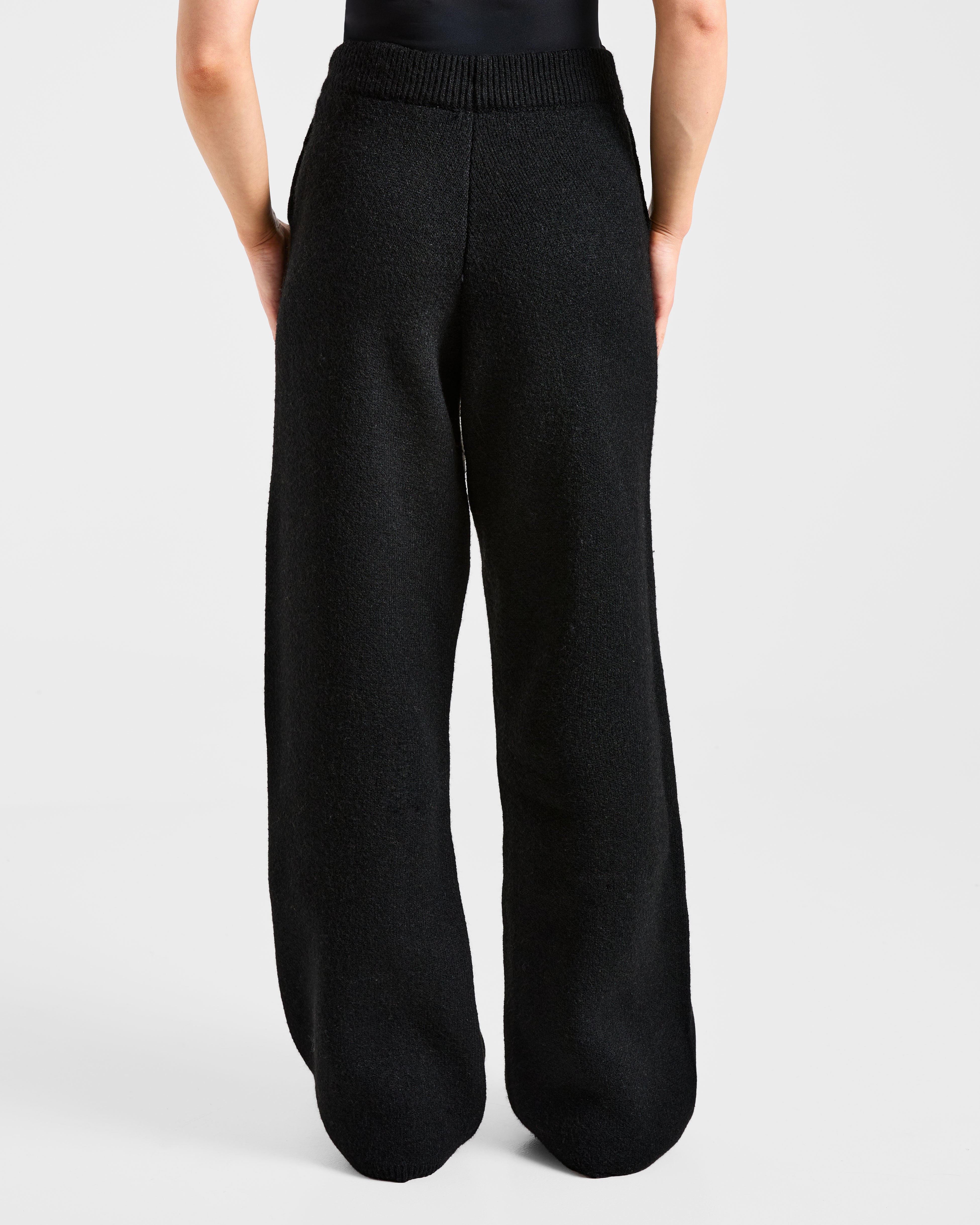 Soft Oversized Knitted Straight Leg Joggers - Schwarz