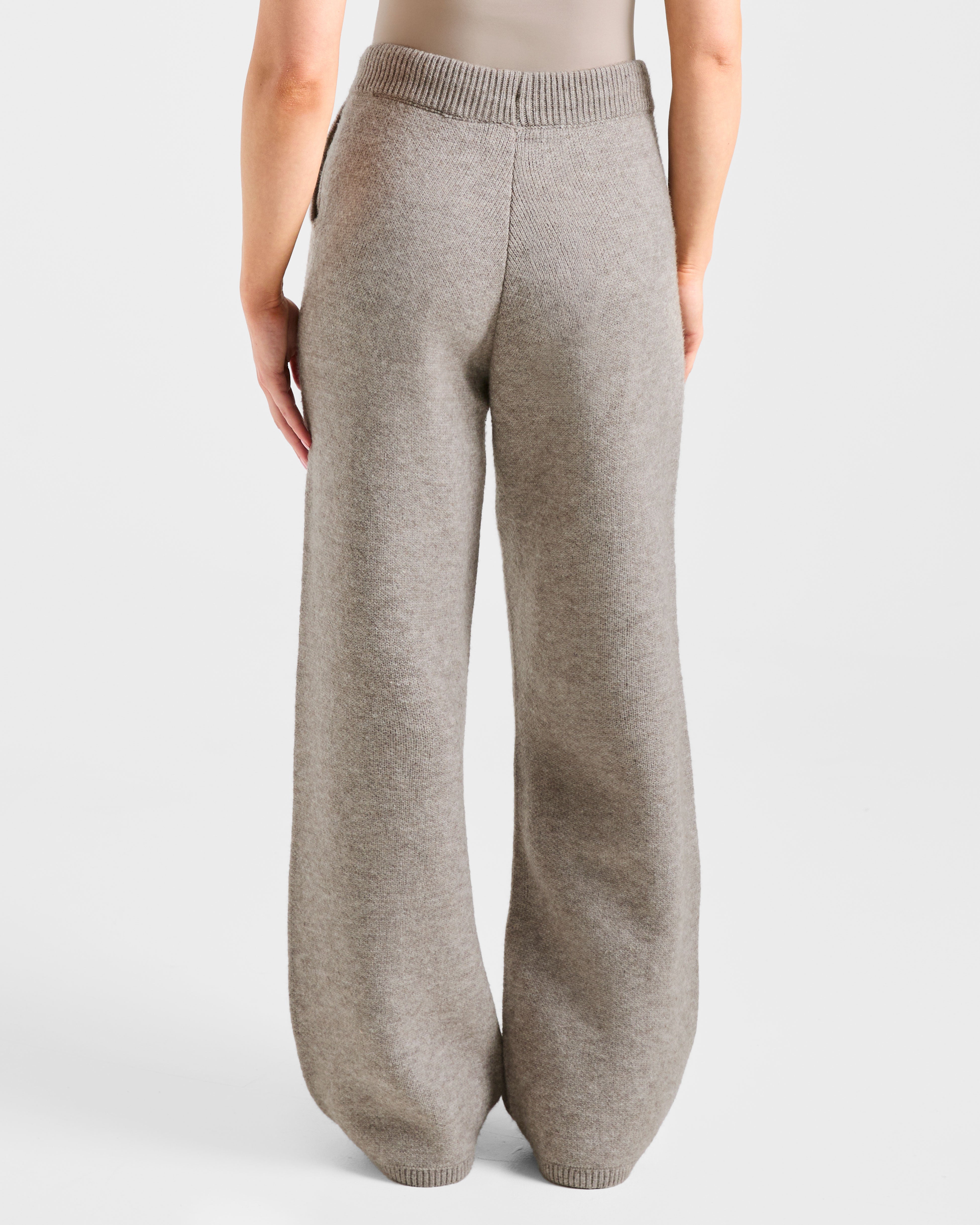 Soft Oversized Knitted Straight Leg Joggers - Braun Marl