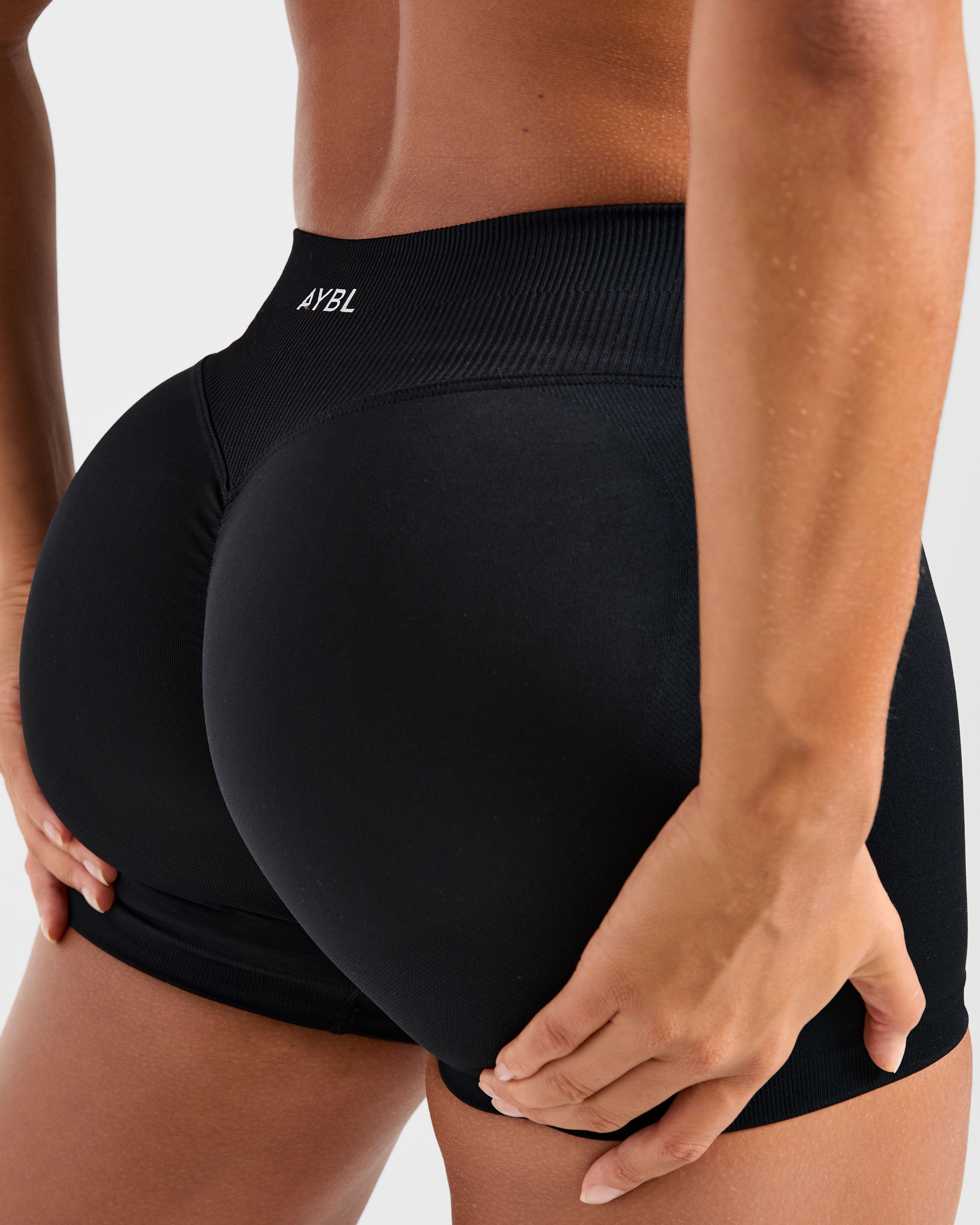 Enhance Seamless Shorts | 3.5" - Schwarz